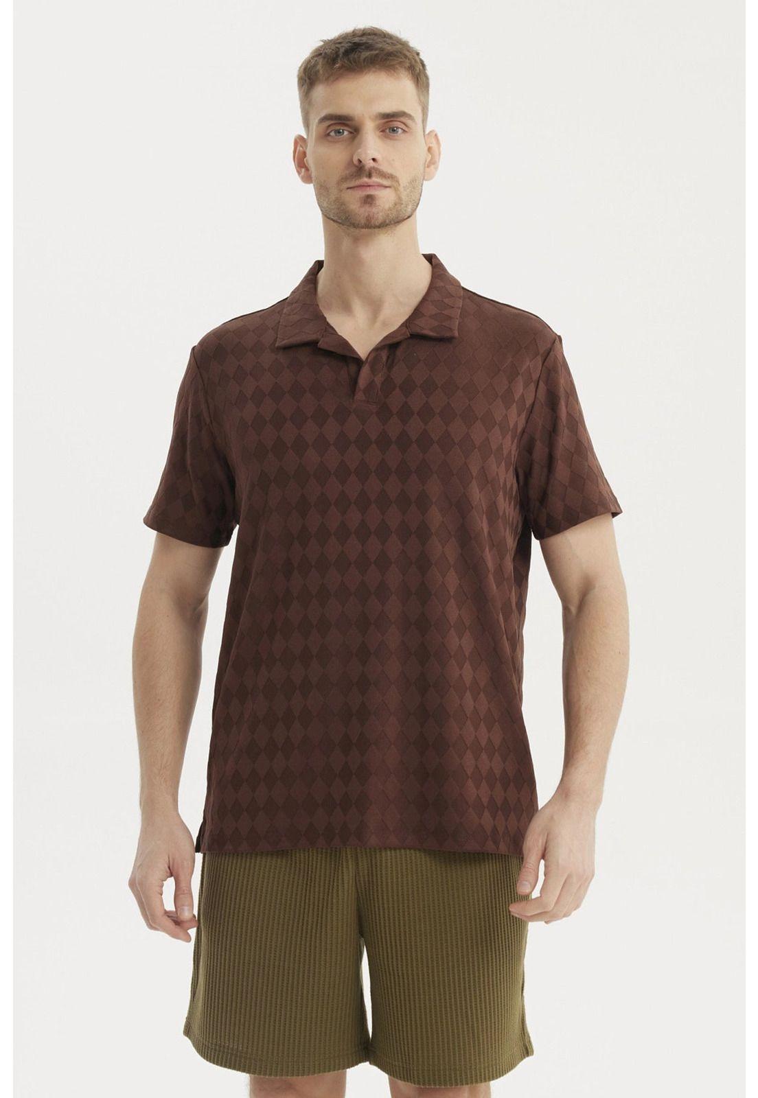 Polera Hombre Slim Cuello Camisero Chocolate- ll-0
