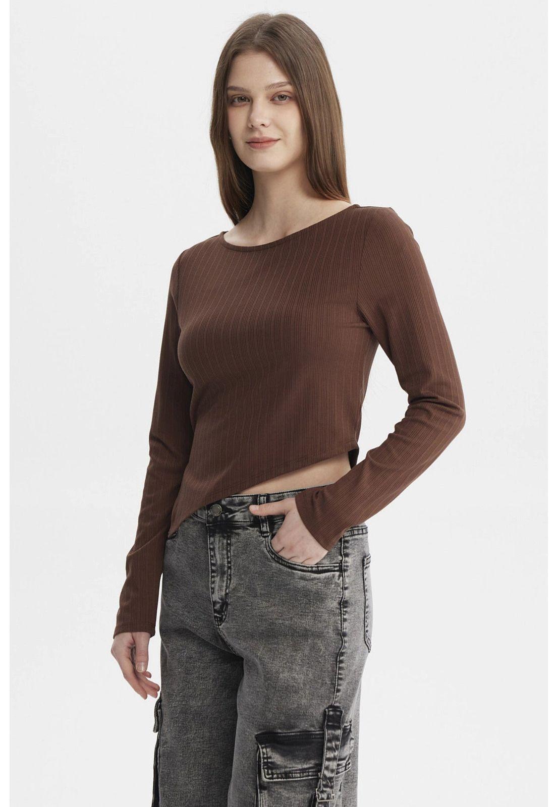 Polera Mujer Ojetillo En Costado Café Oscuro-1