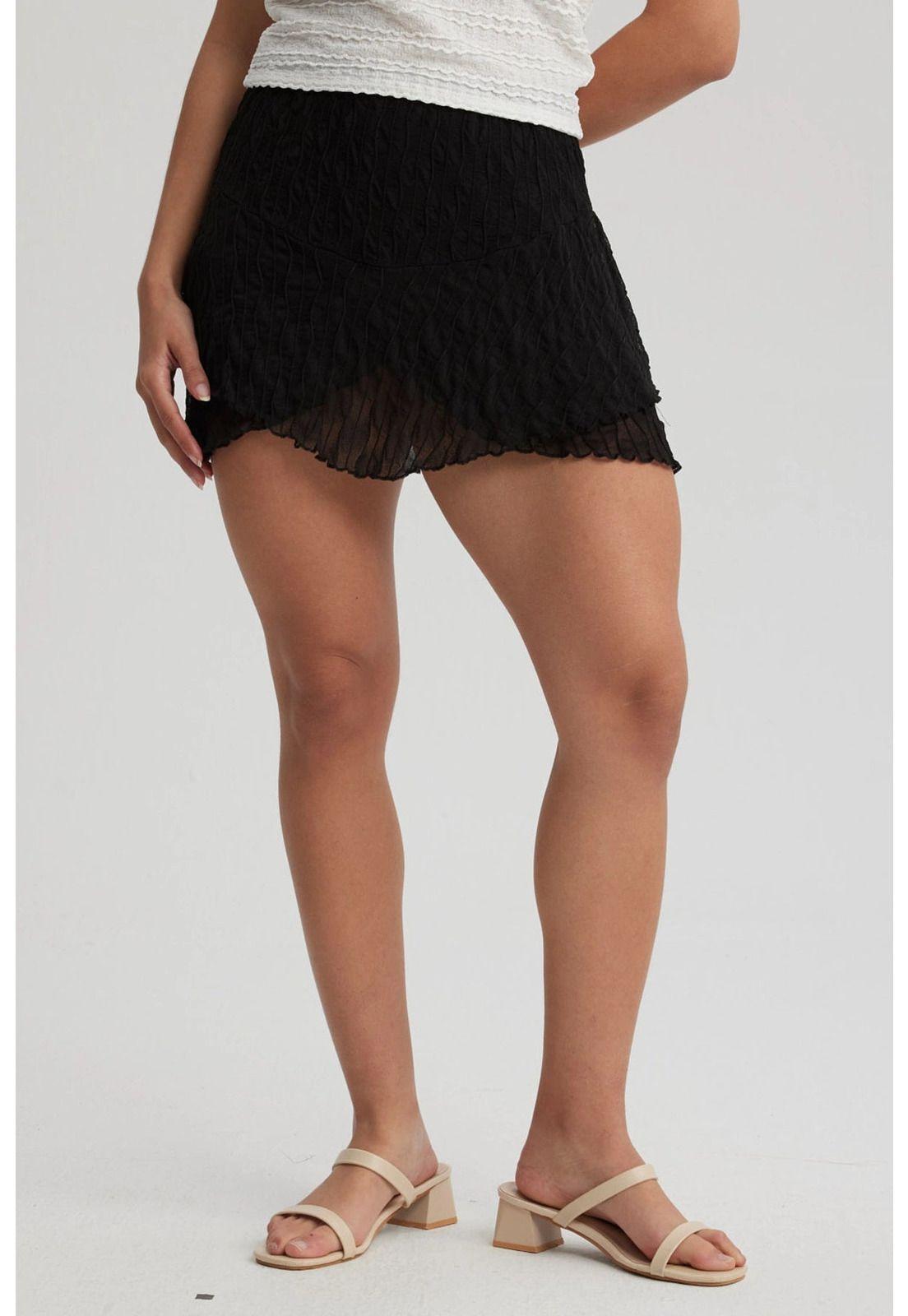Short Mujer Panal Y Vuelos Negro-0