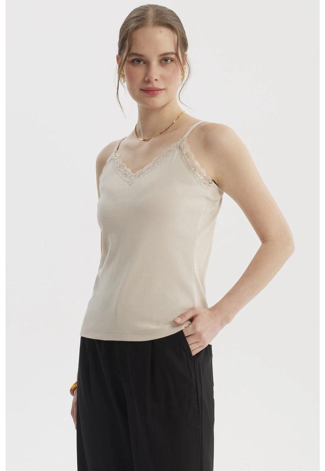 Polera Peto Mujer Pabilo Escote Con Encaje Beige-1