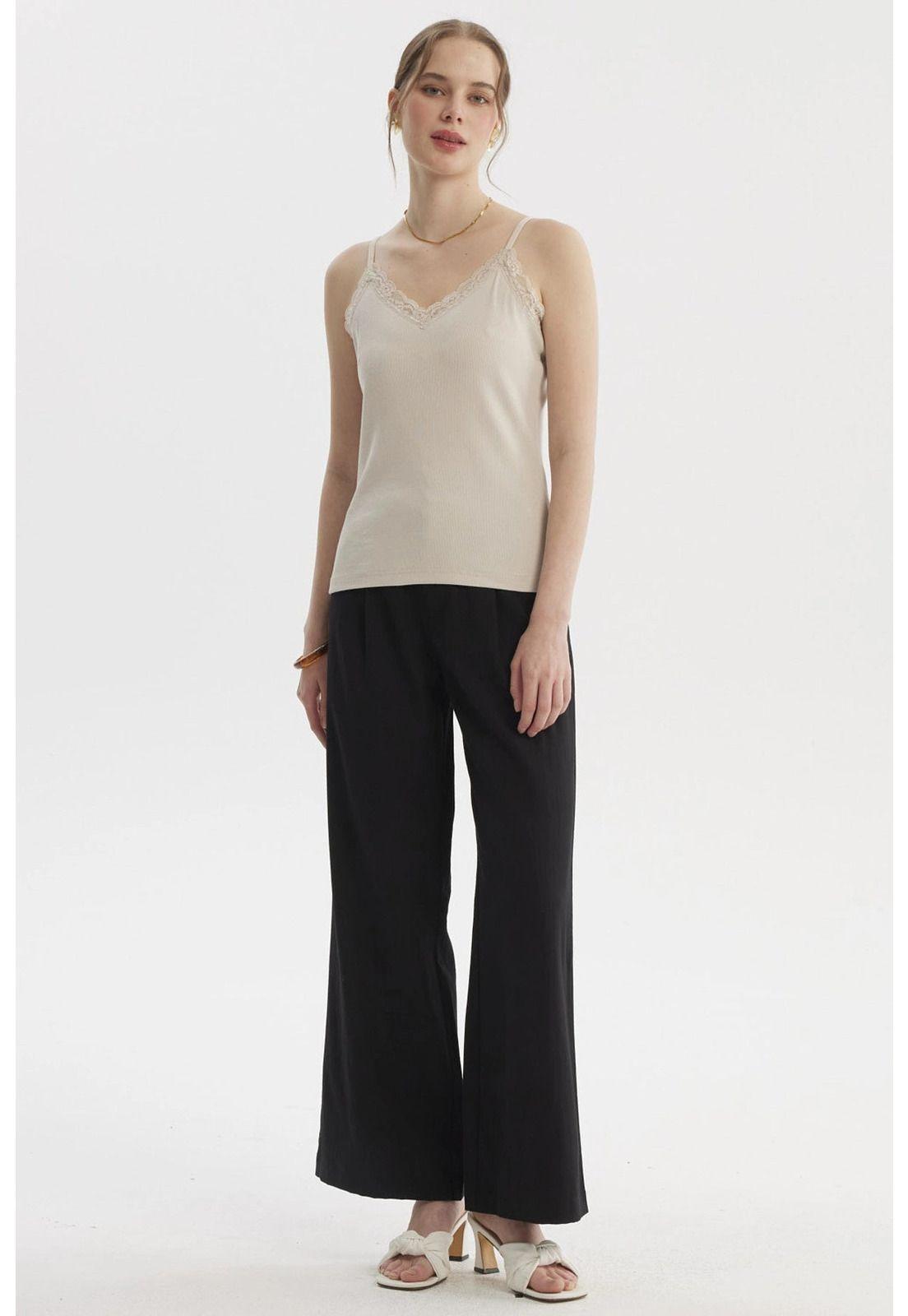 Polera Peto Mujer Pabilo Escote Con Encaje Beige-3