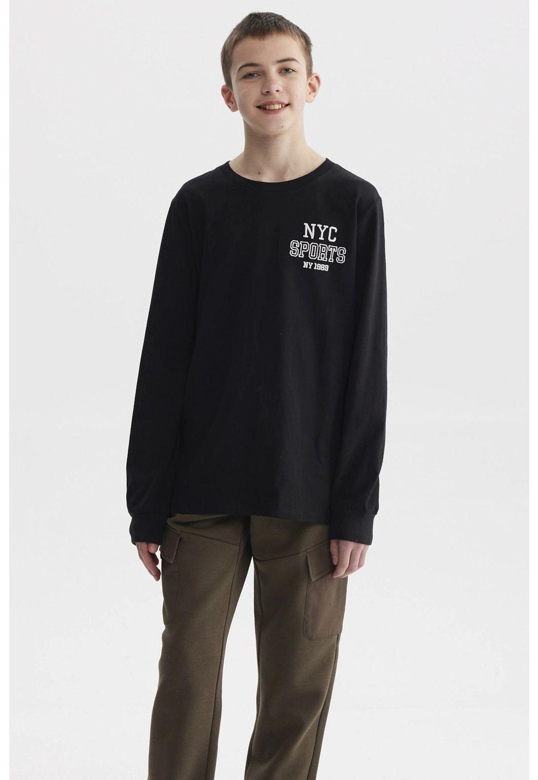 Polera Niño Puño Y Print Negro-0