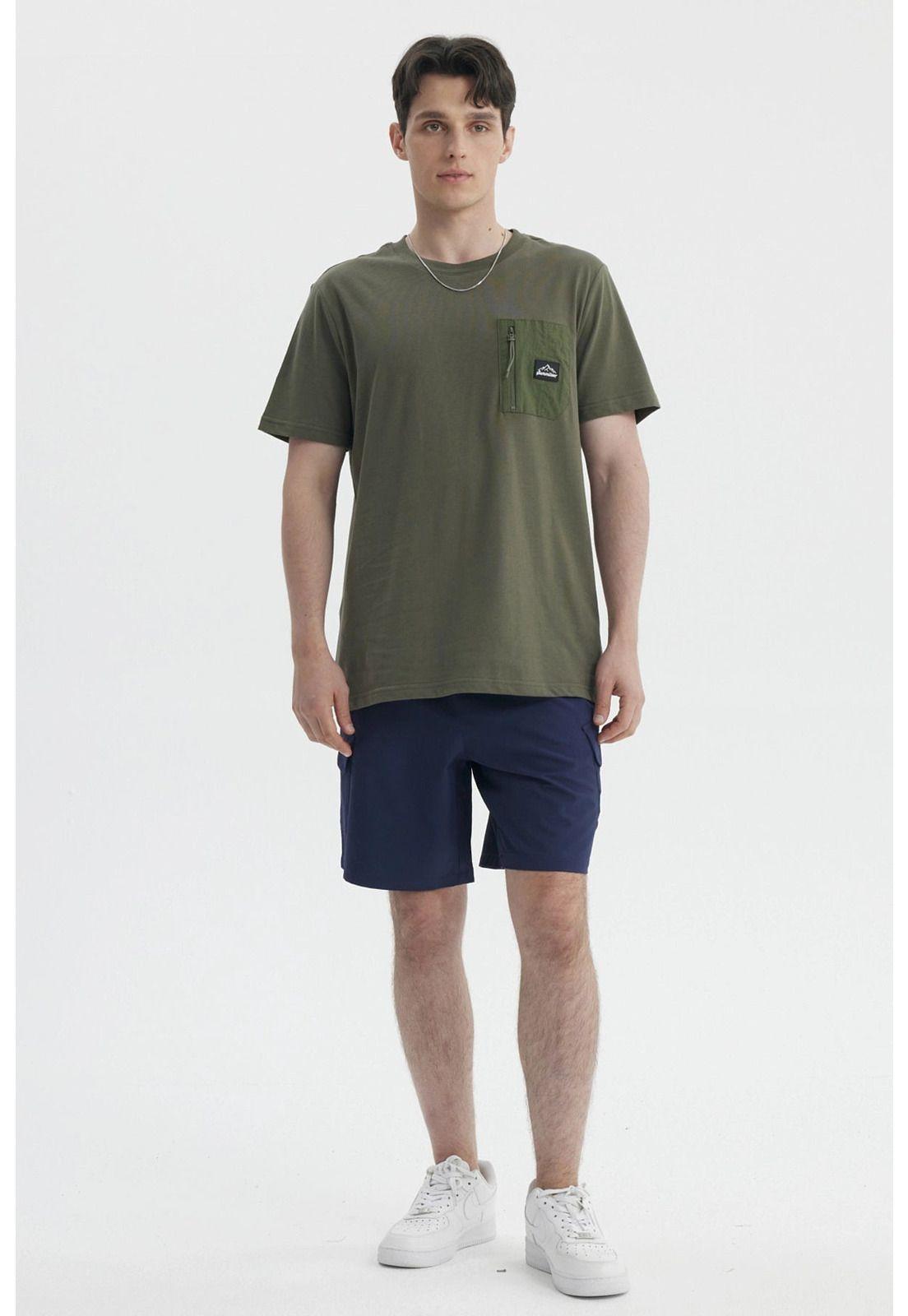 Polera Hombre Slim Verde Militar-3