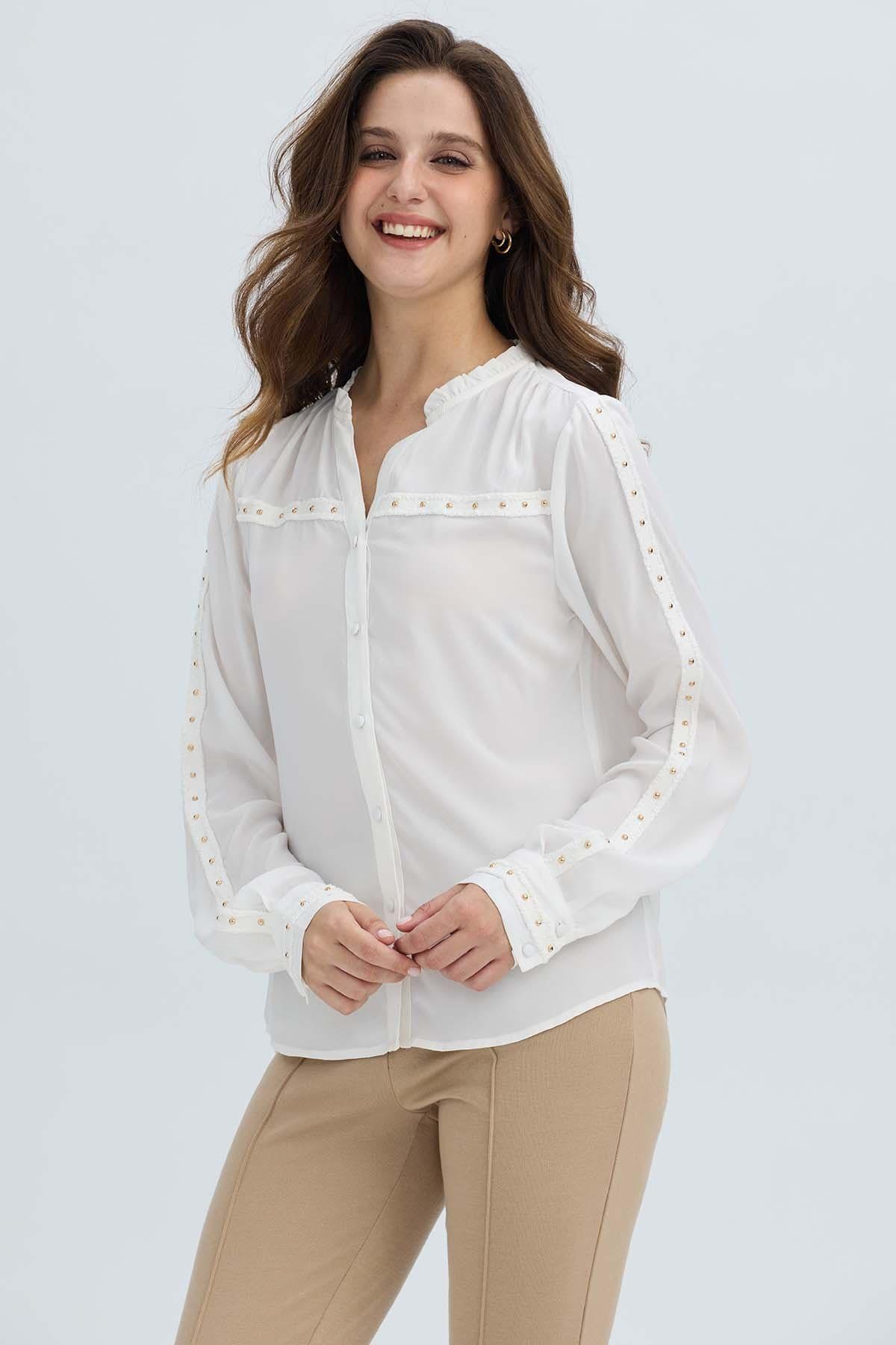 Blusa Mujer Abotonada Aplicación Crudo II-1