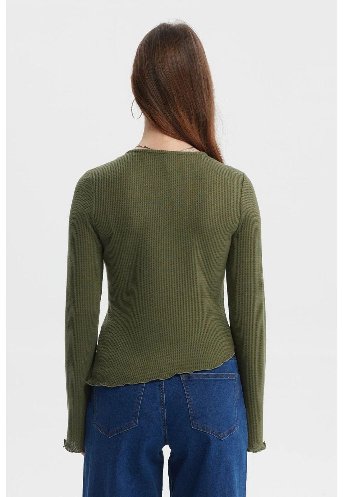 Polera Mujer Abertura Costado Verde Militar Claro-2