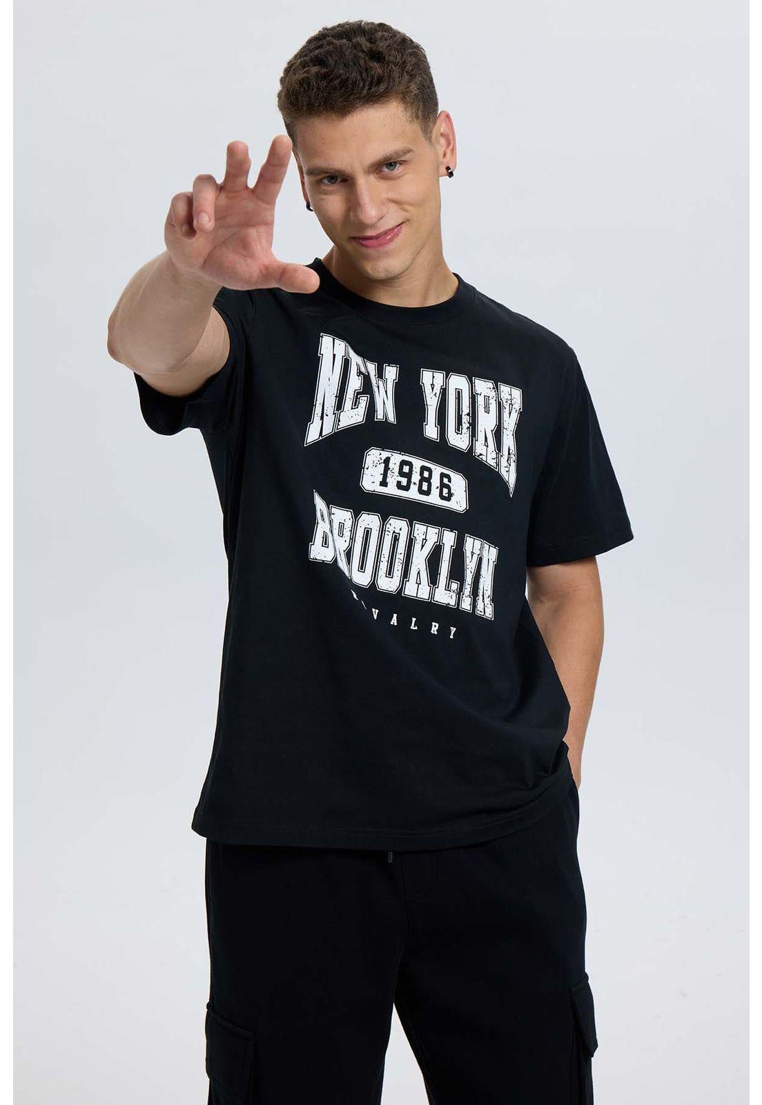 Polera Hombre College Print Cent Negro-0