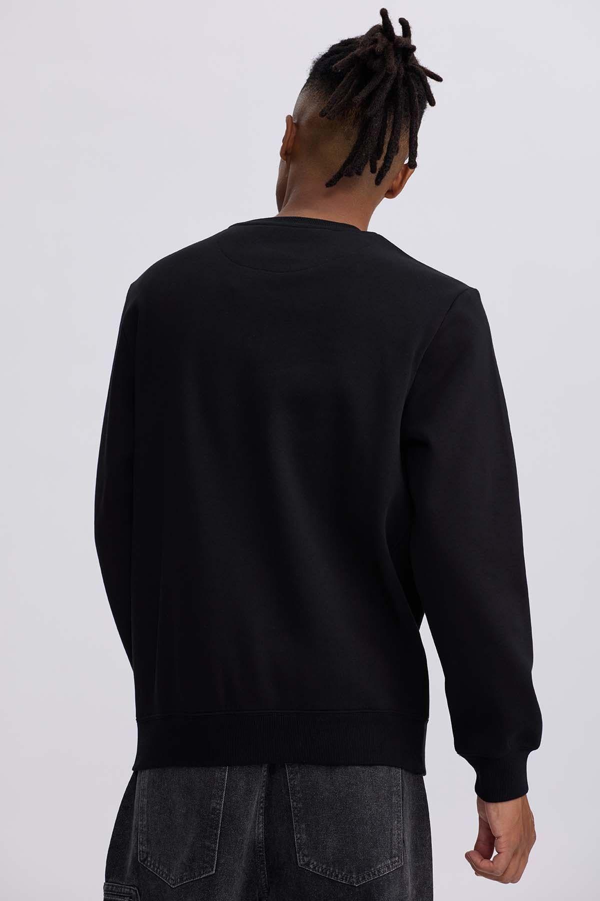 Polerón Hombre Liso Negro-2