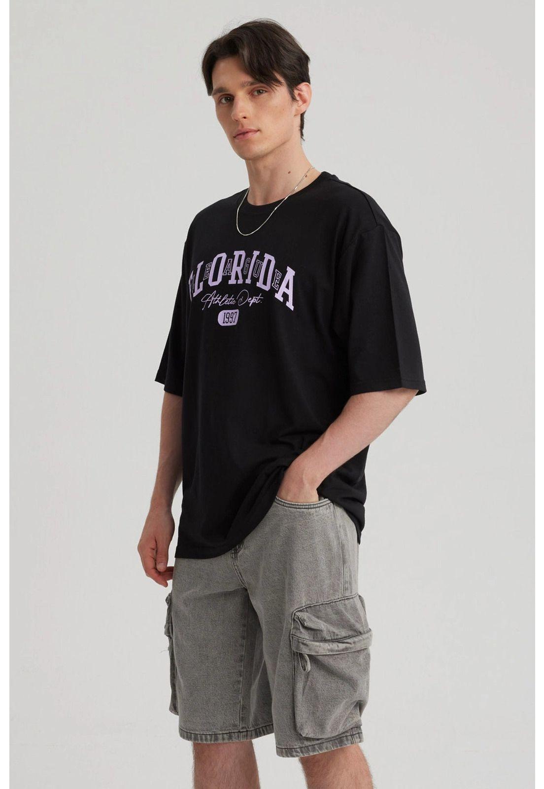 Polera Hombre Texto Frontal Negro-5