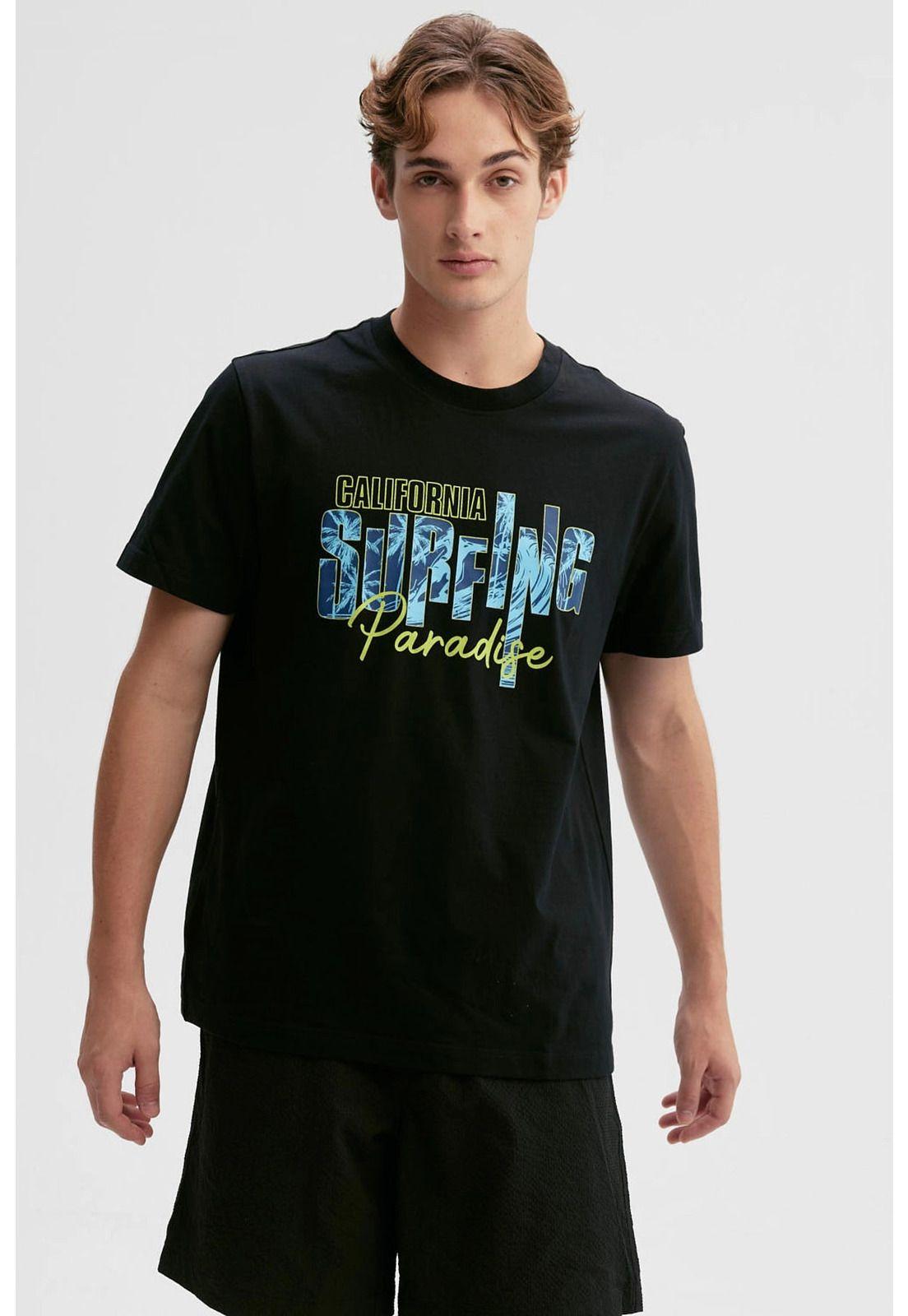 Polera Hombre Print Posicional Negro - VIII-0