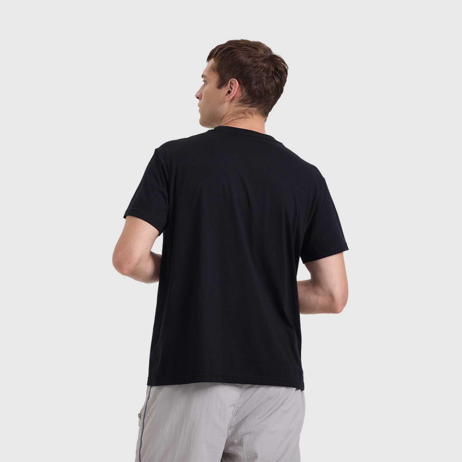 Polera Hombre Básica Con Bolsillo Negro Fashion's Park-2