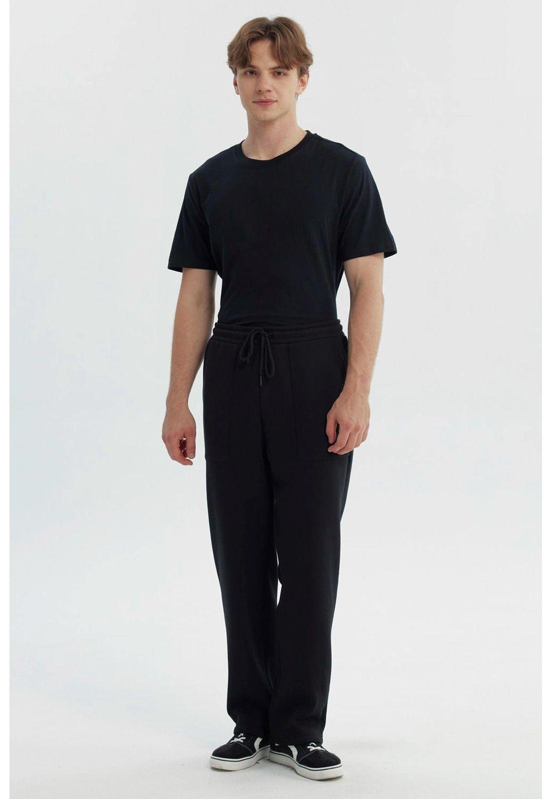 Pantalón Hombre Amplio Negro-3
