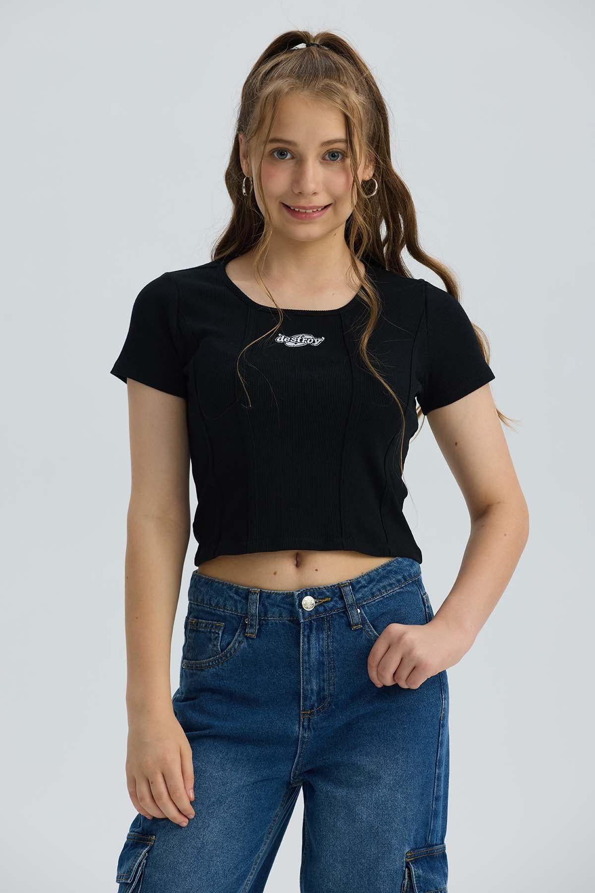 Polera Niña Con Bordado Negro-0