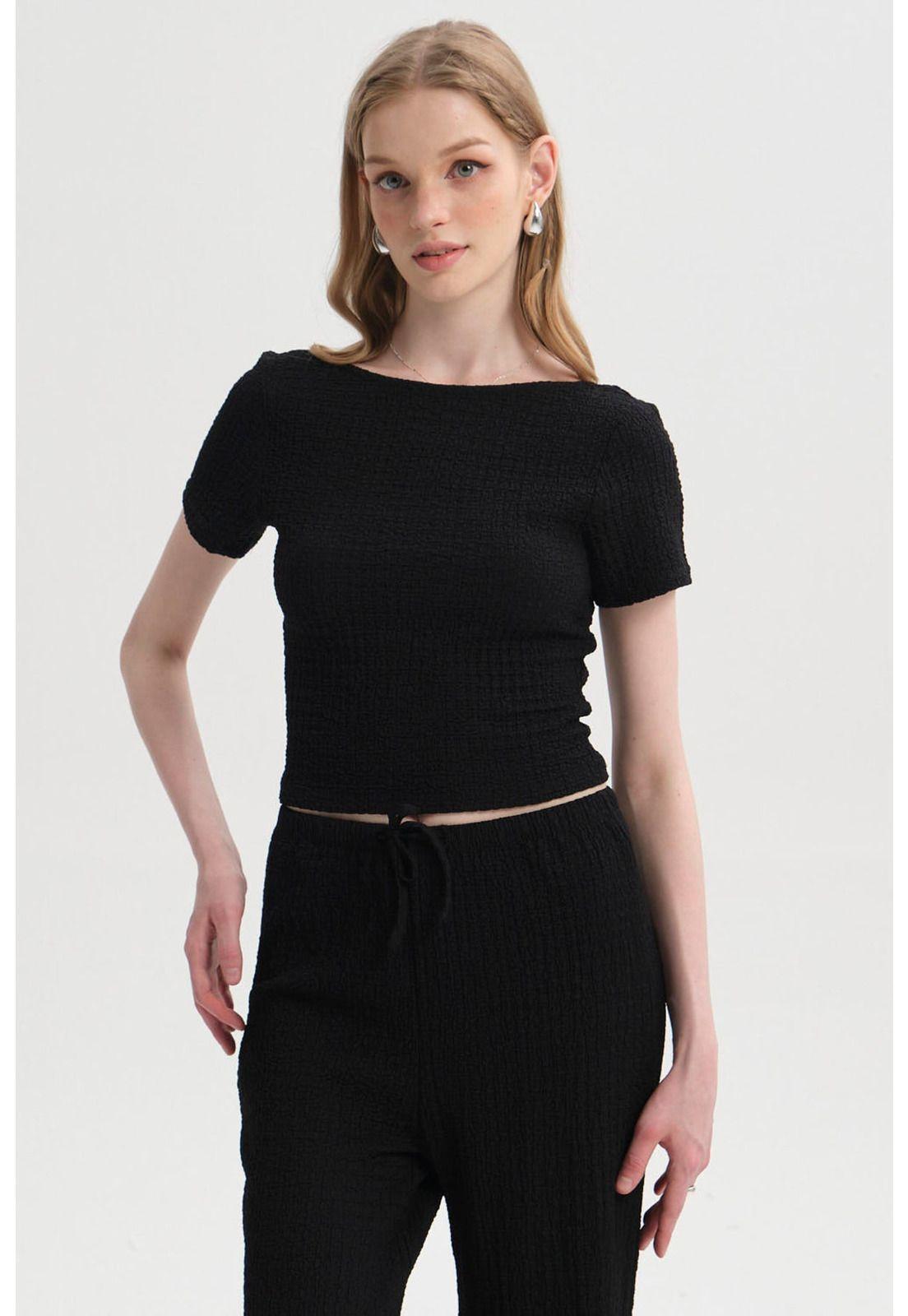 Polera Mujer Textura Negro-0