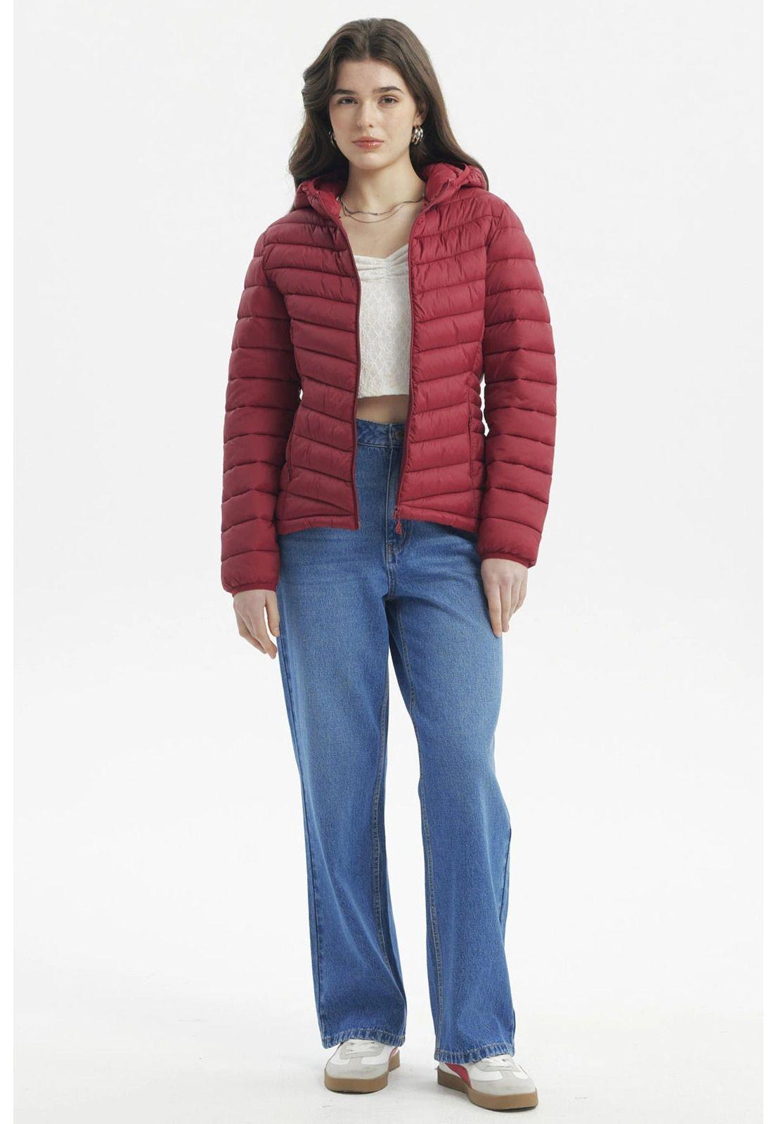 Parka Mujer Corta Plummy Cortes Burdeo-3