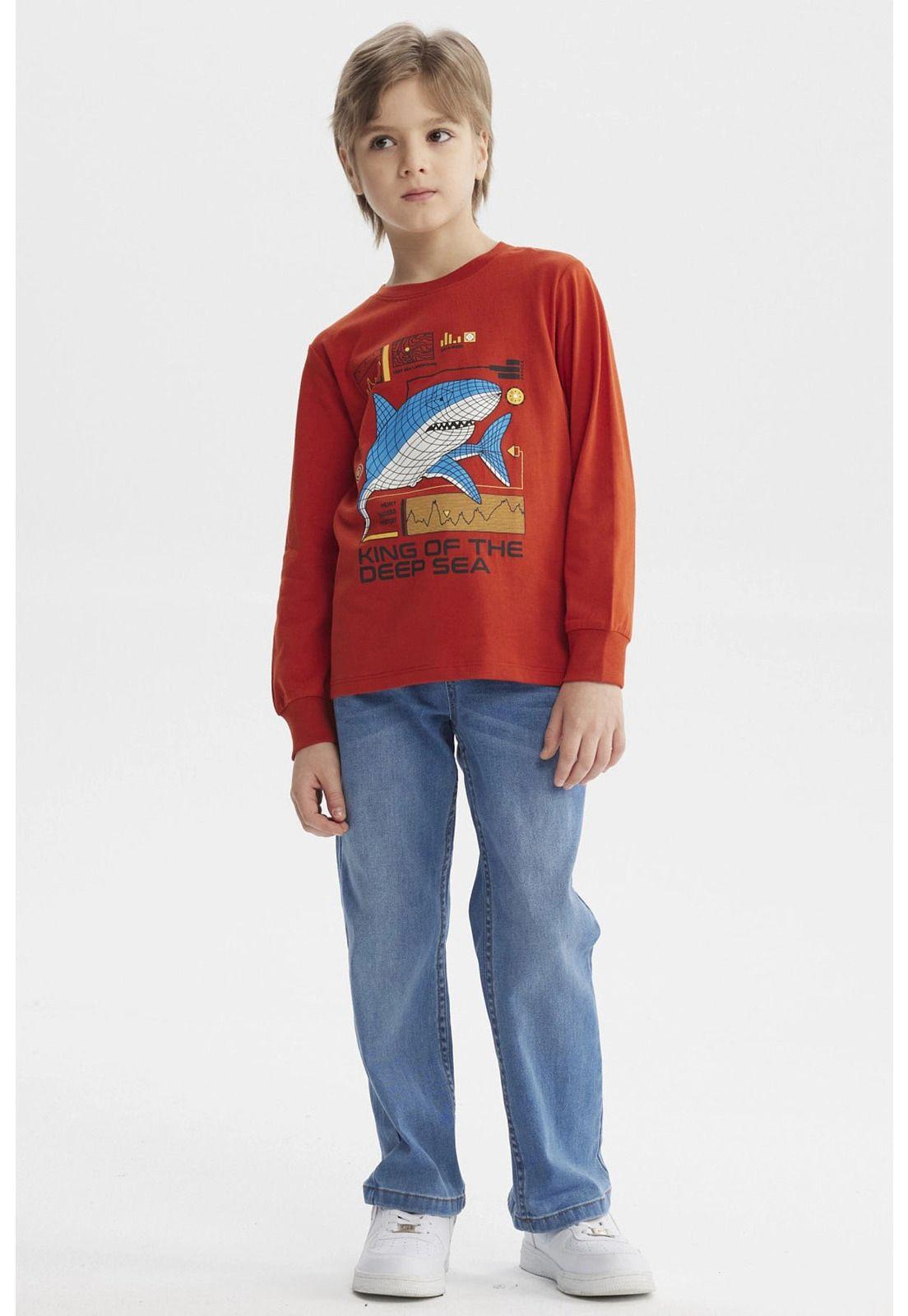 Polera Niño Estampado En Relieve Ocre-3