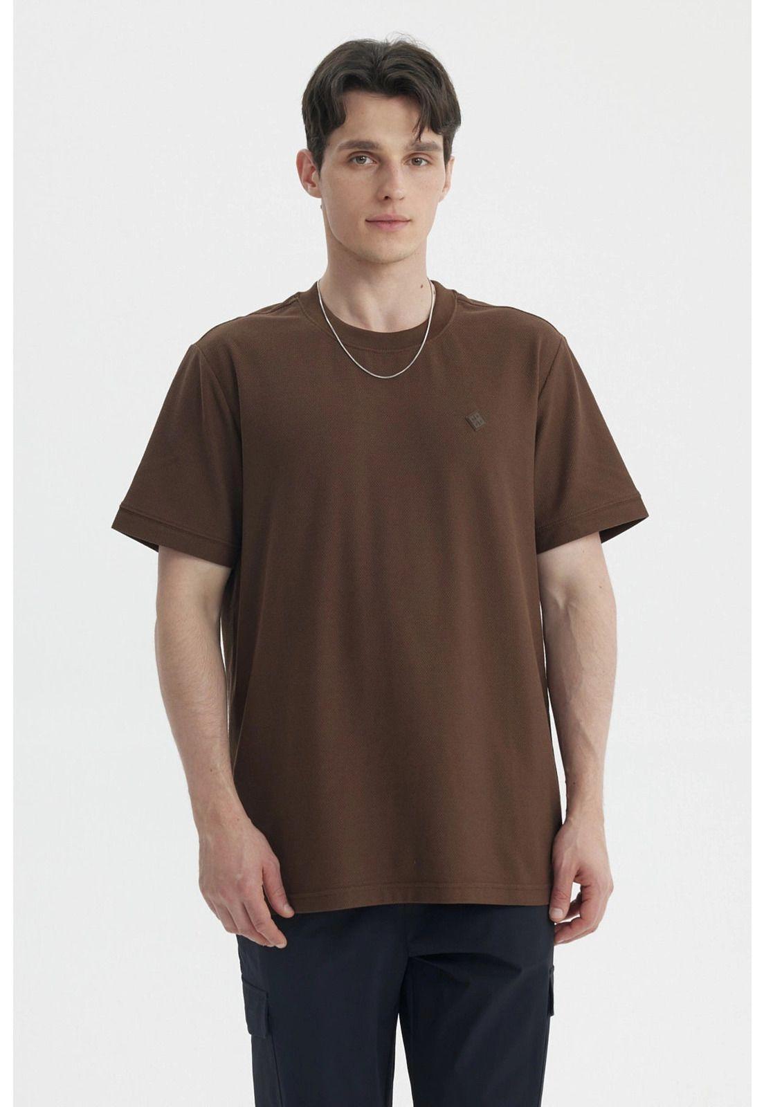 Polera Hombre Slim Chocolate-0
