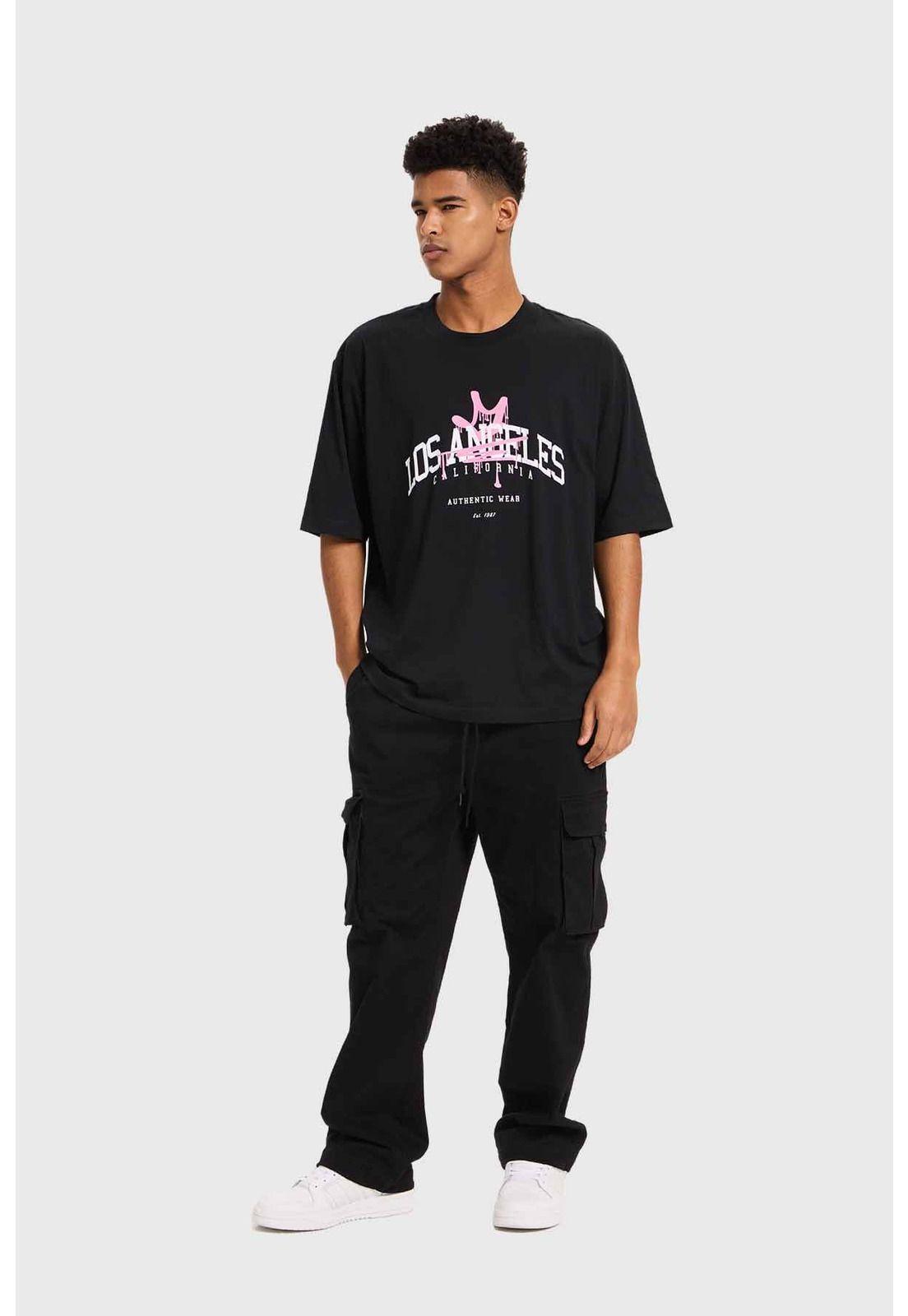 Polera Hombre College Graffiti Negro-3