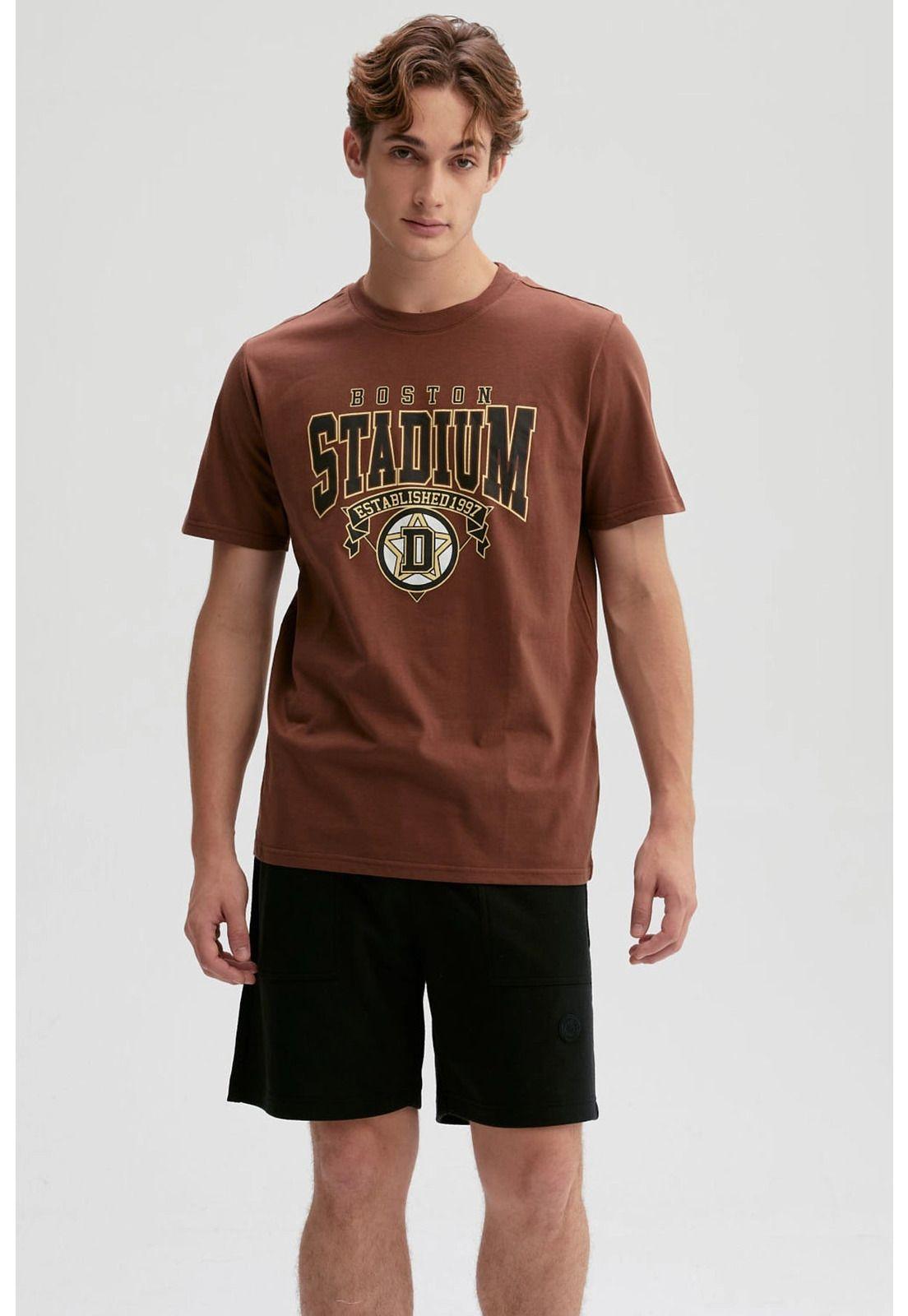 Polera Hombre Print Posicional Chocolate-0