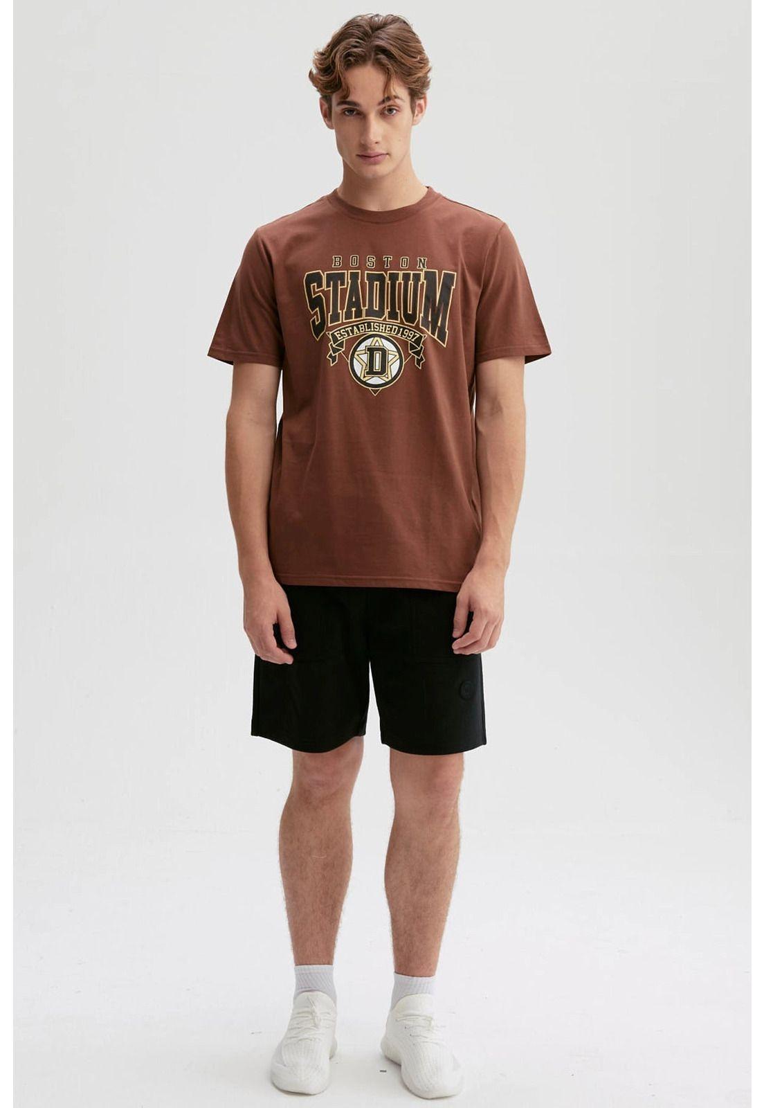 Polera Hombre Print Posicional Chocolate-3