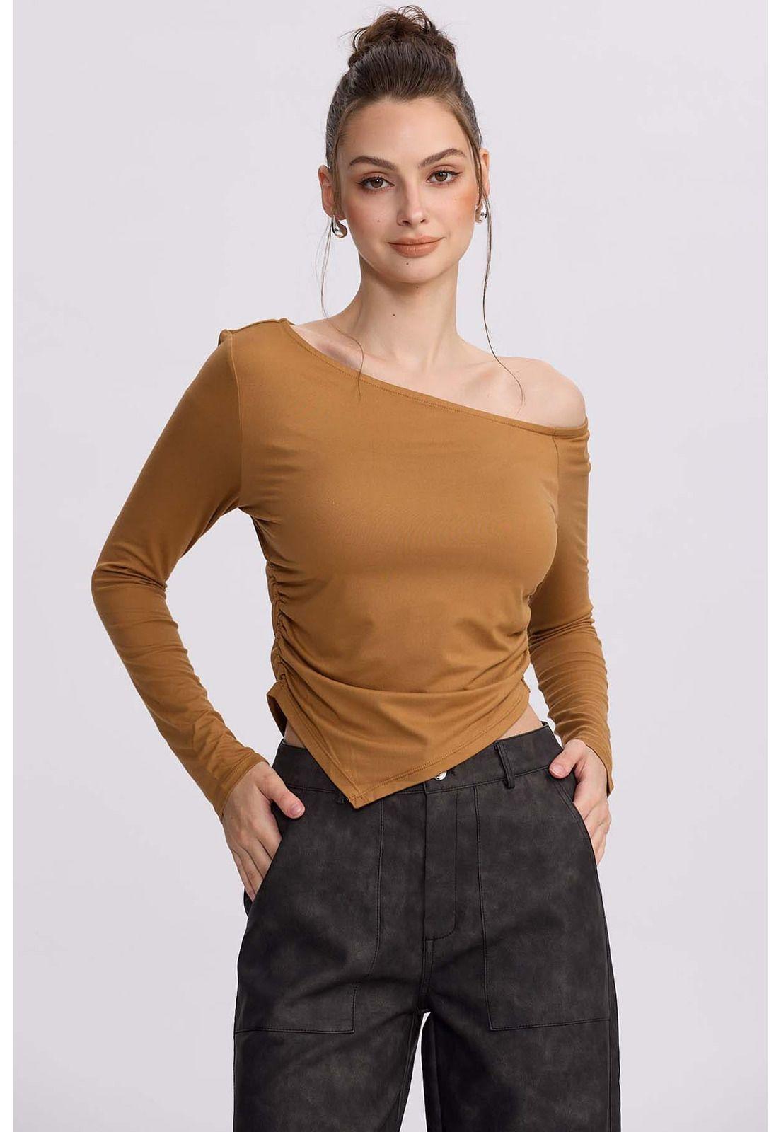 Polera Mujer Asimétrica Camel-1