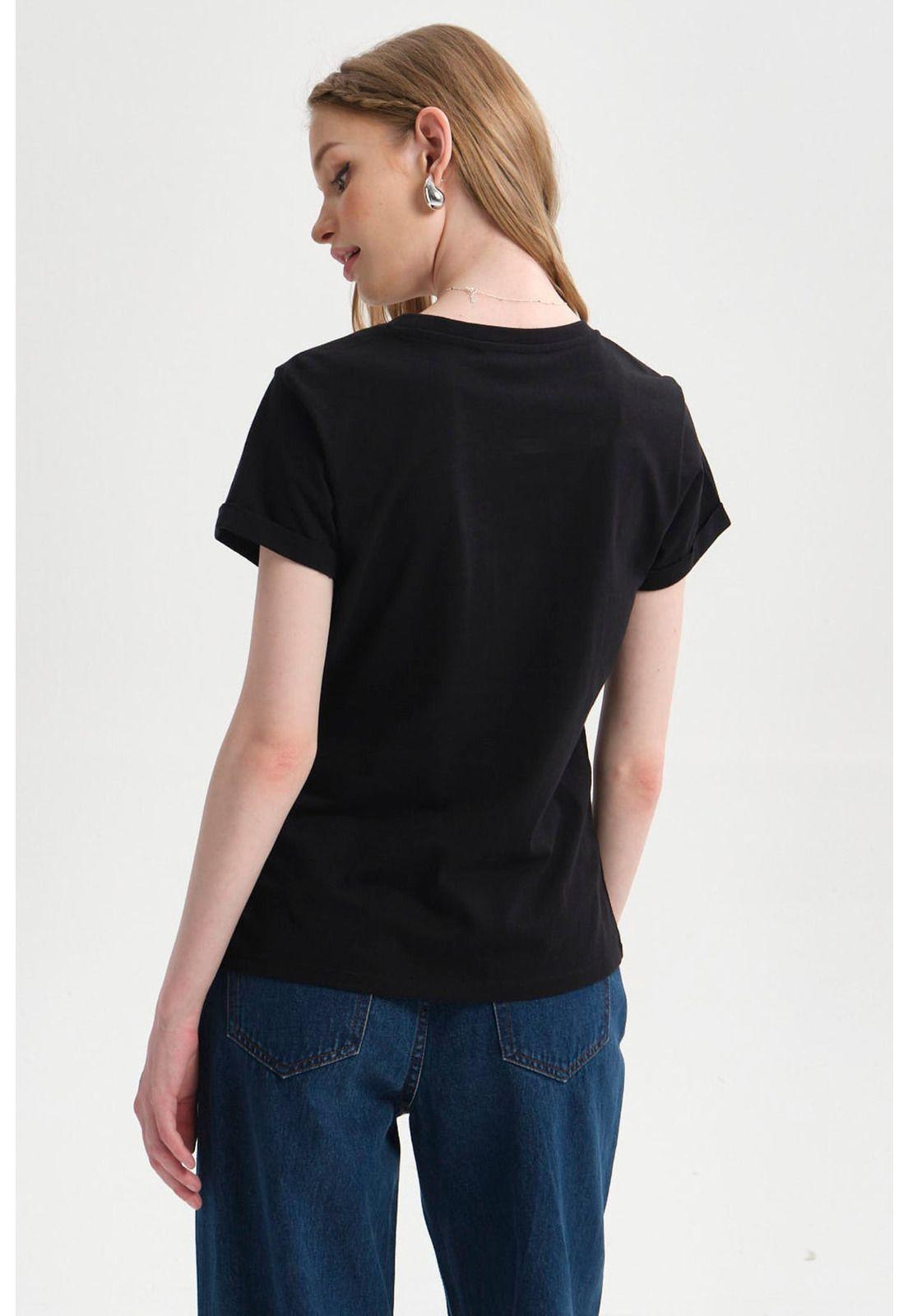 Polera Mujer Gráfica Roll Up Negro-2