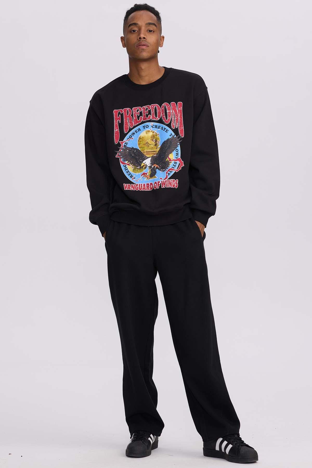 Polerón Hombre Central Print Negro-3