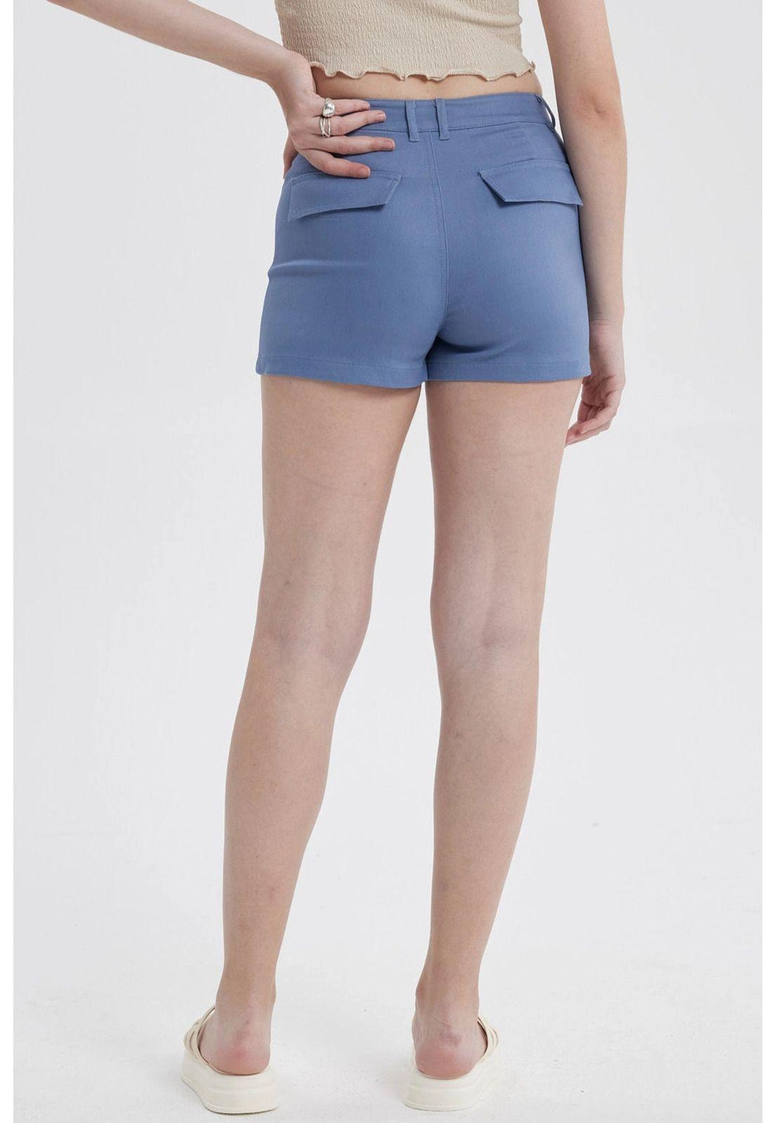 Short Mujer Gabardina Color Celeste Oscuro-2