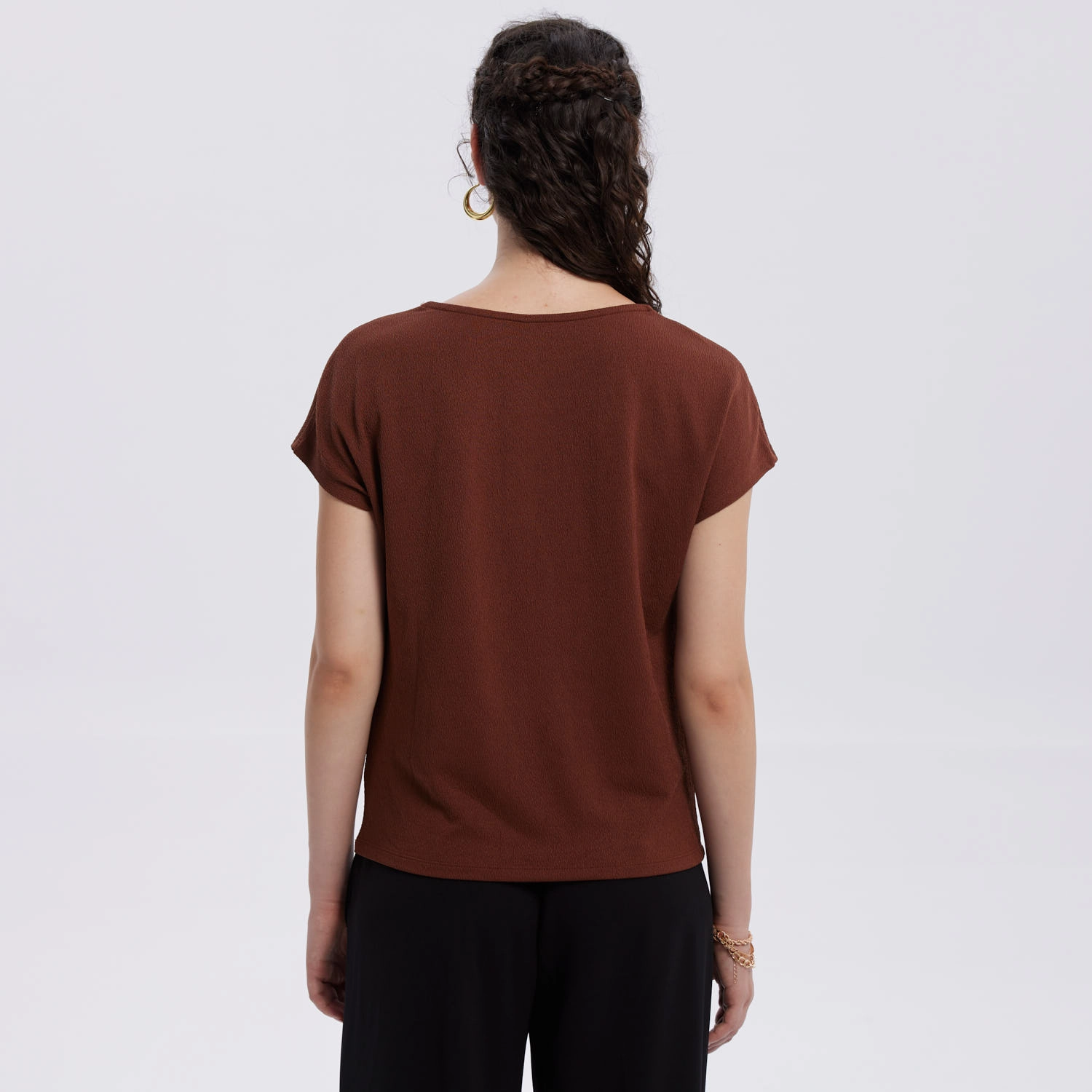 Polera Mujer Con Textura Café Oscuro-3