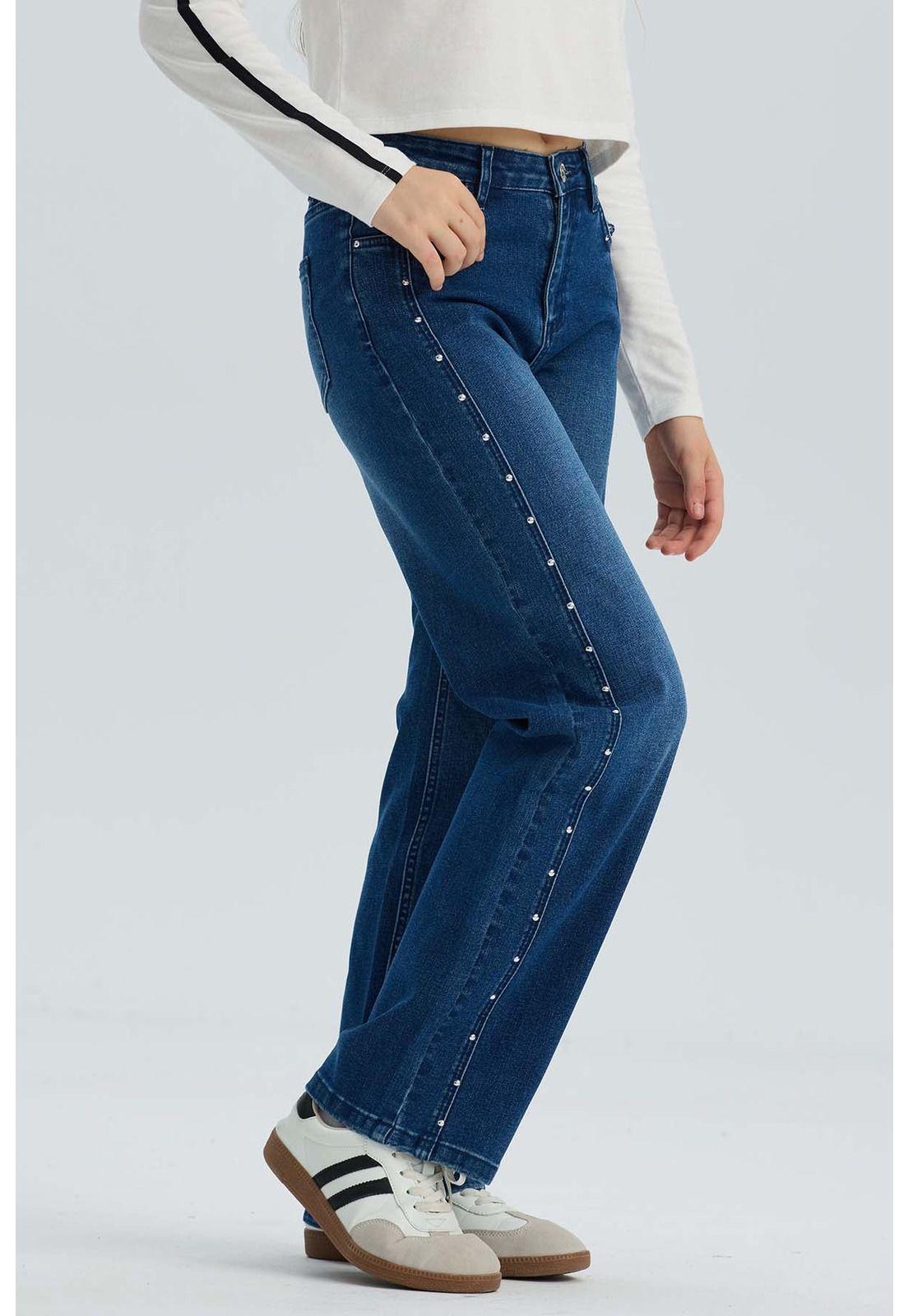 Jeans Niña Calce Recto Con Tachas Azul-1