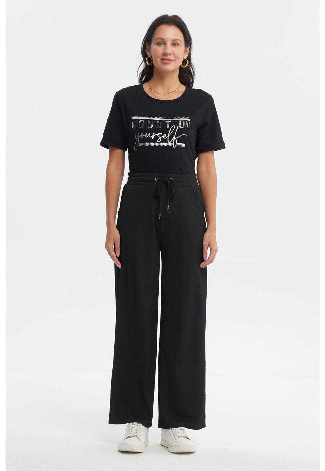 Pantalón Buzo Mujer Detalles Ojetillos Negro-3