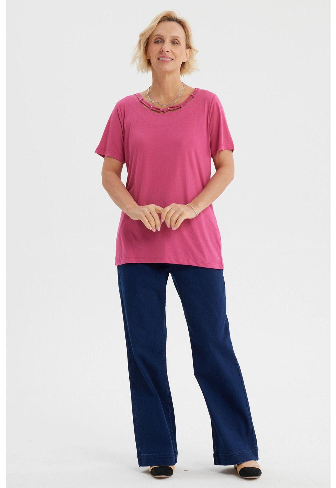 Polera Mujer Detalle Cuello Magenta-3