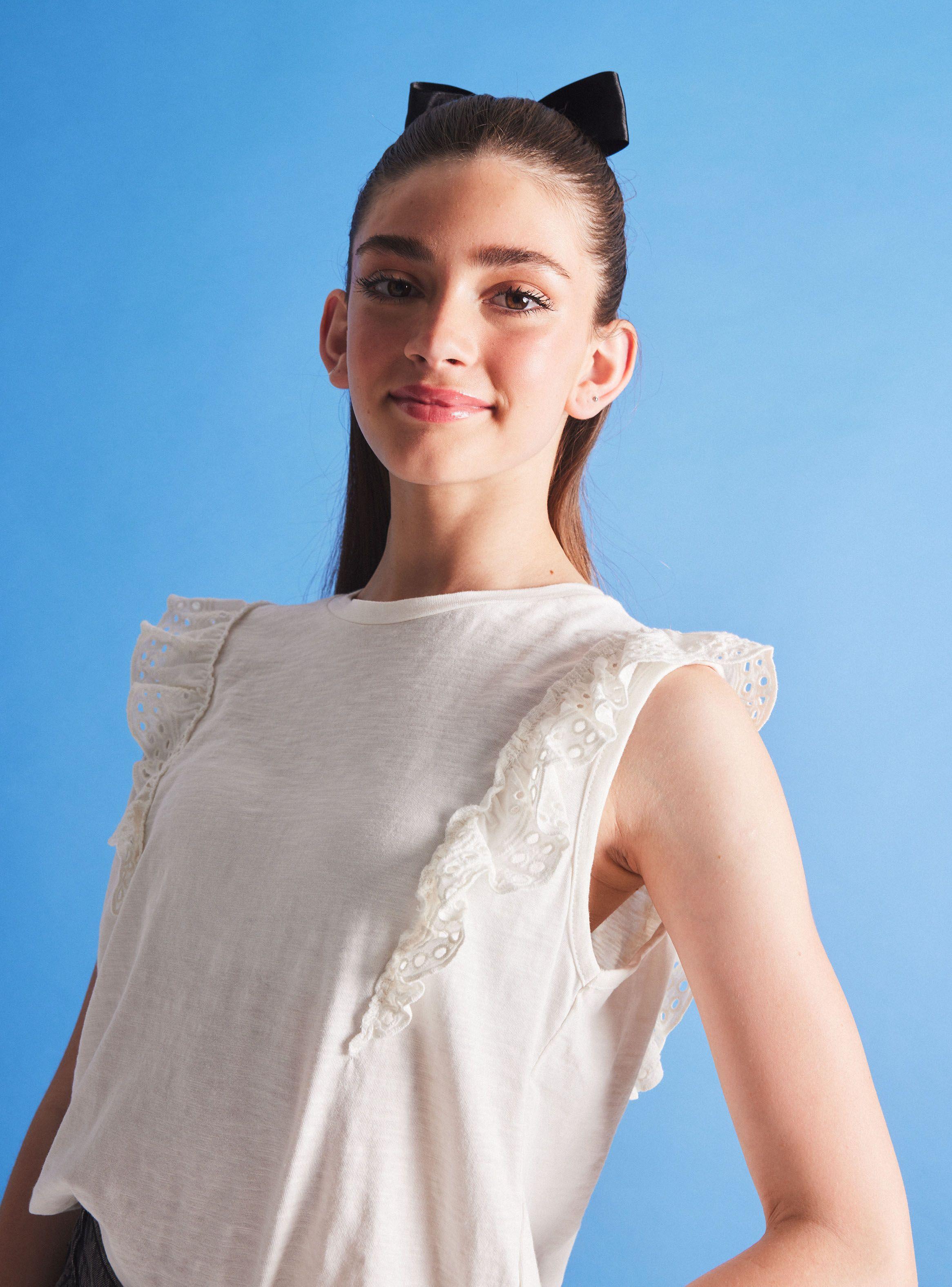 Polera Detalle de Broderie, Garment Dye-1