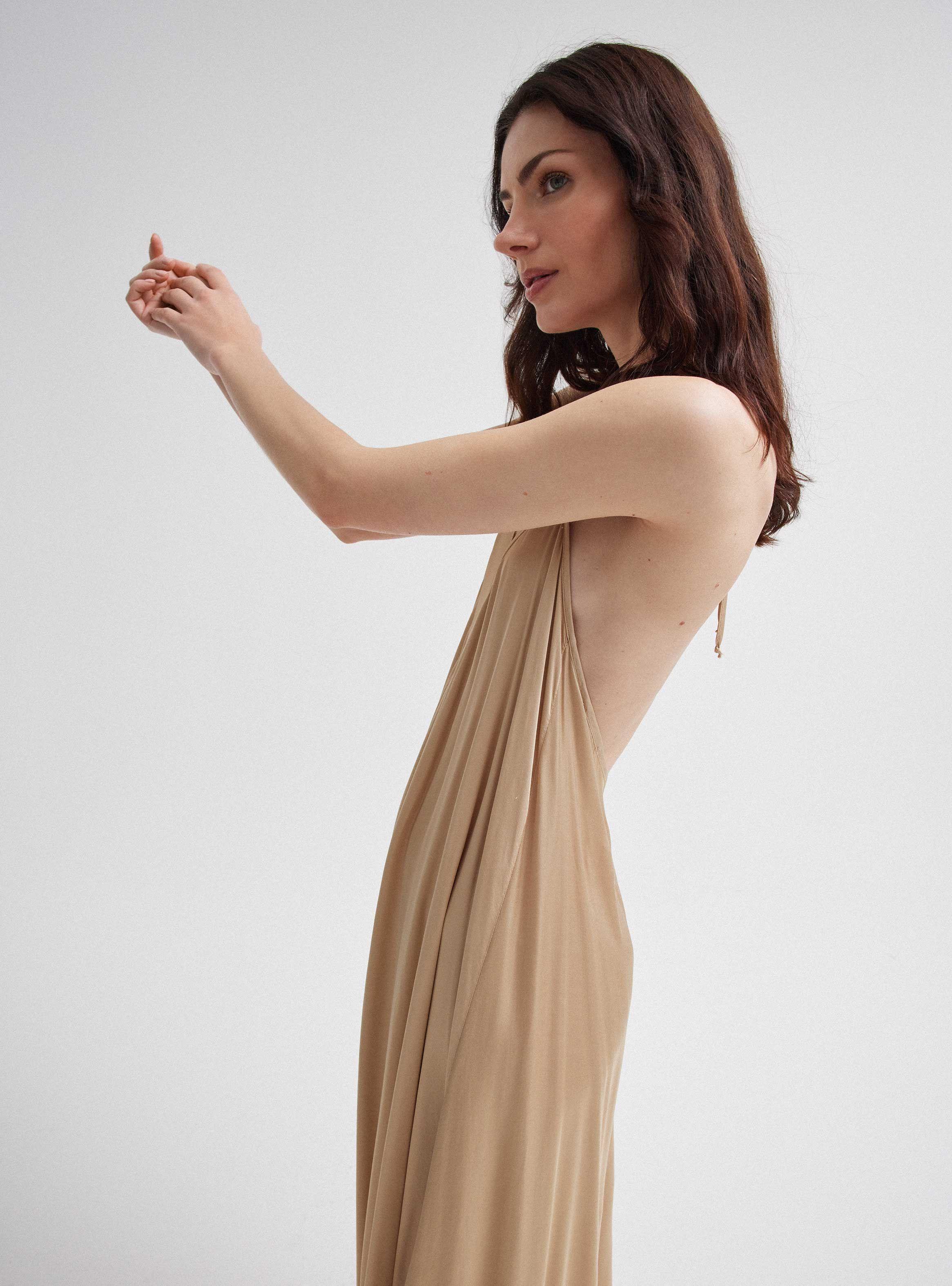 Vestido Amplio Espalda Descubierta Hecho en Italia-4