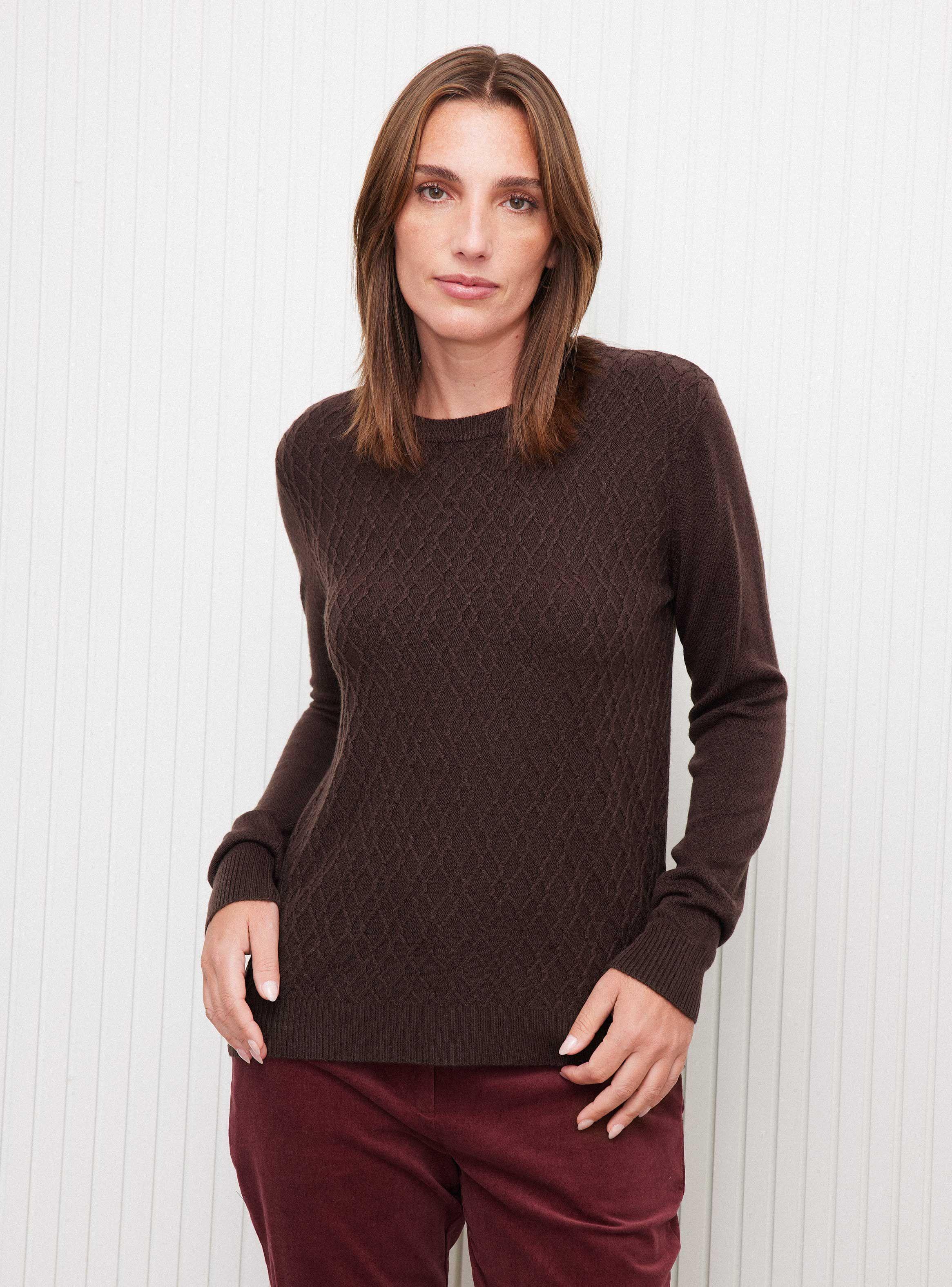 Sweater con Textura Frontal y Largo Hi-Low-0
