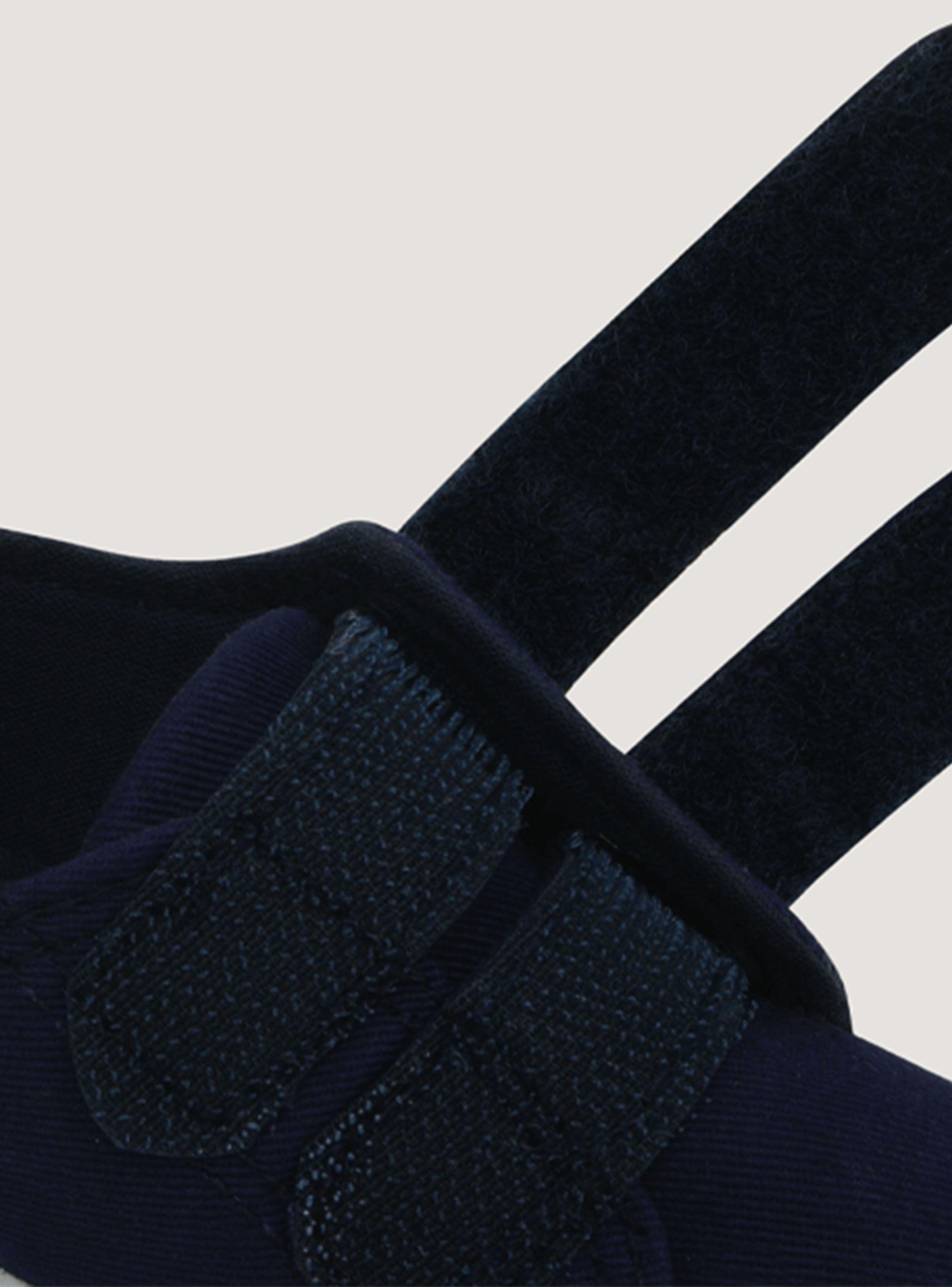 Zapatilla Urbana B Velcro Logo Niño-2