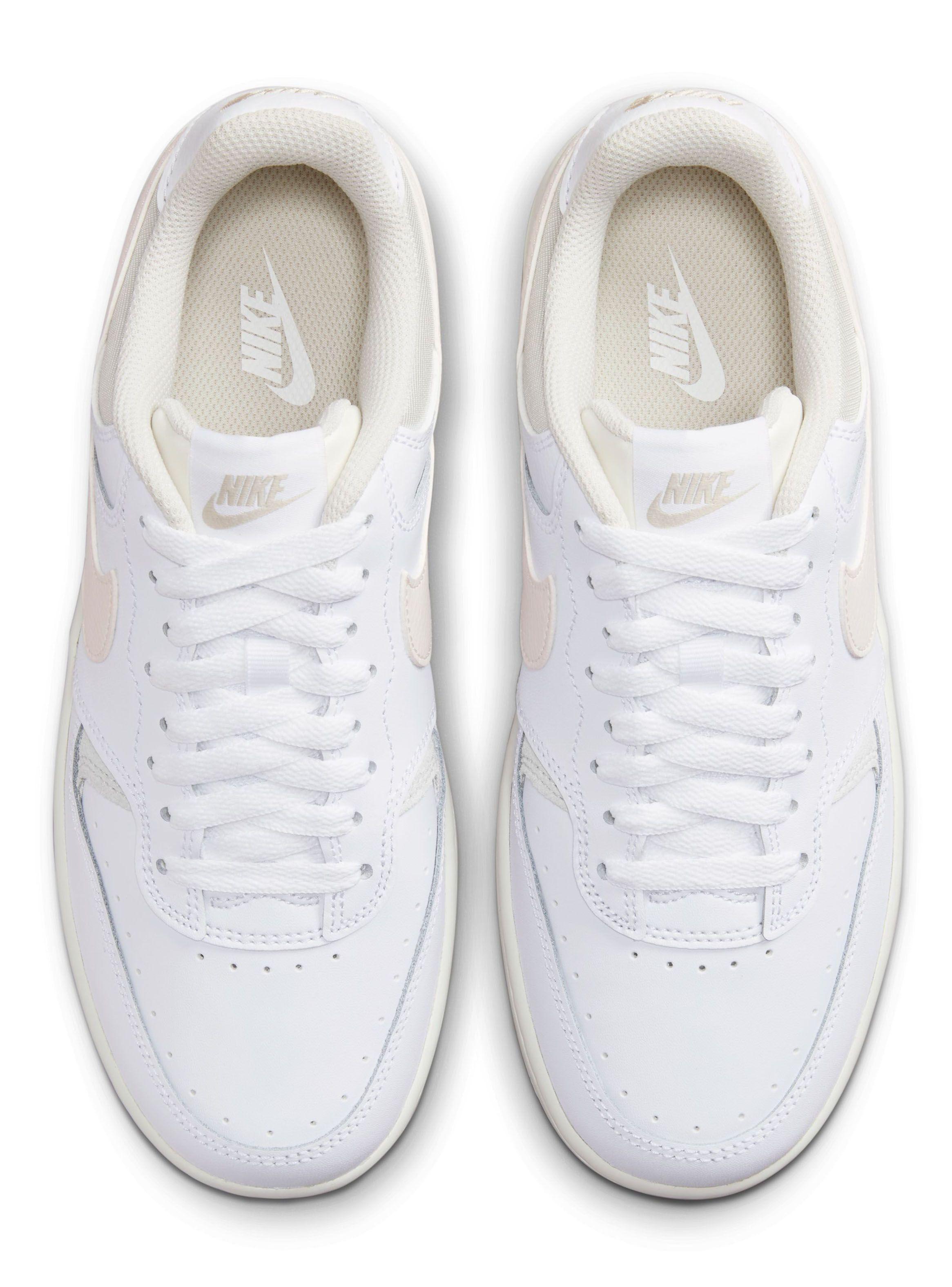 Zapatilla Urbana Air-Force1 Gamma Force Mujer-3
