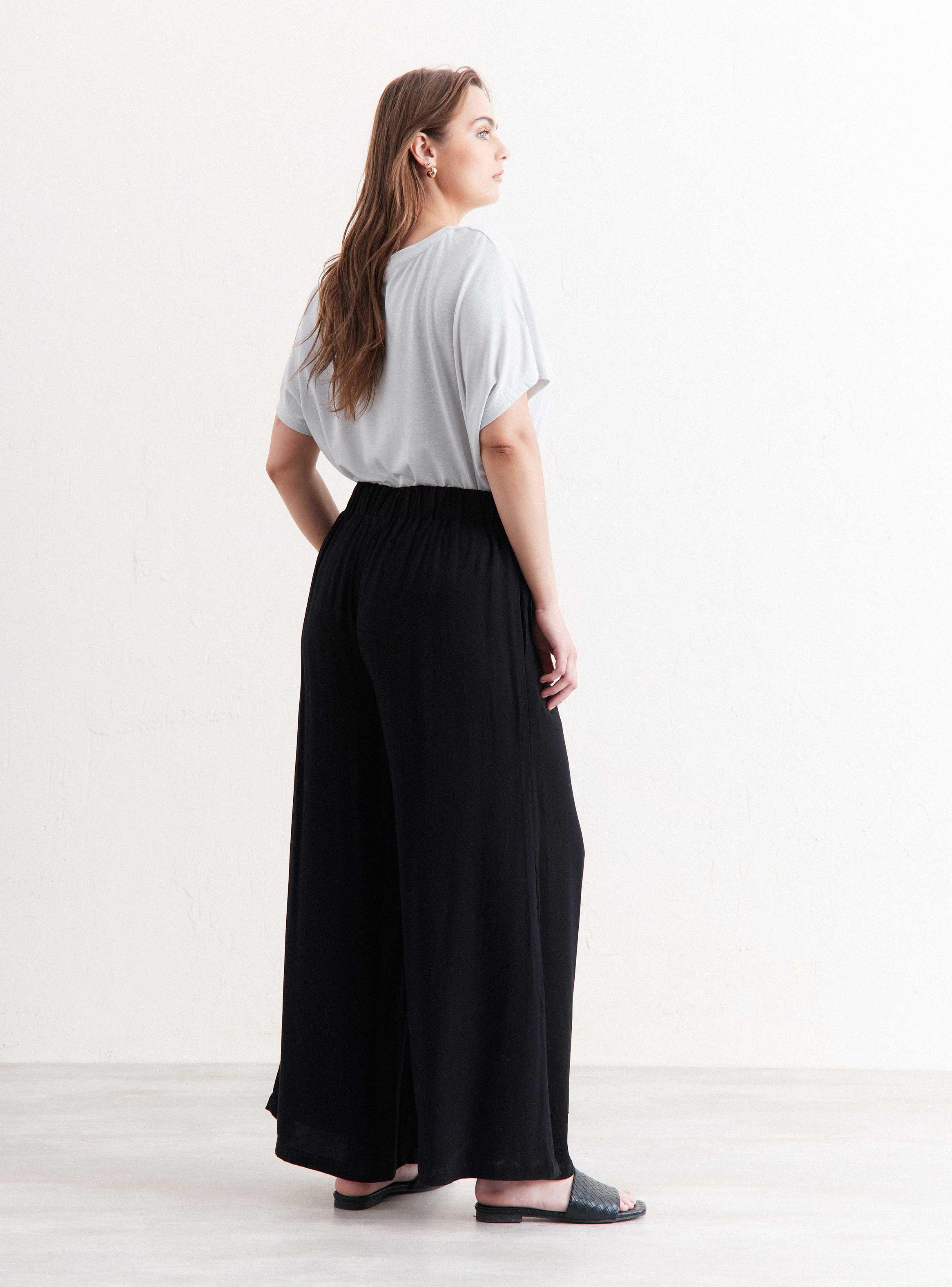 Pantalón Fluido con Pinza Delantera-5