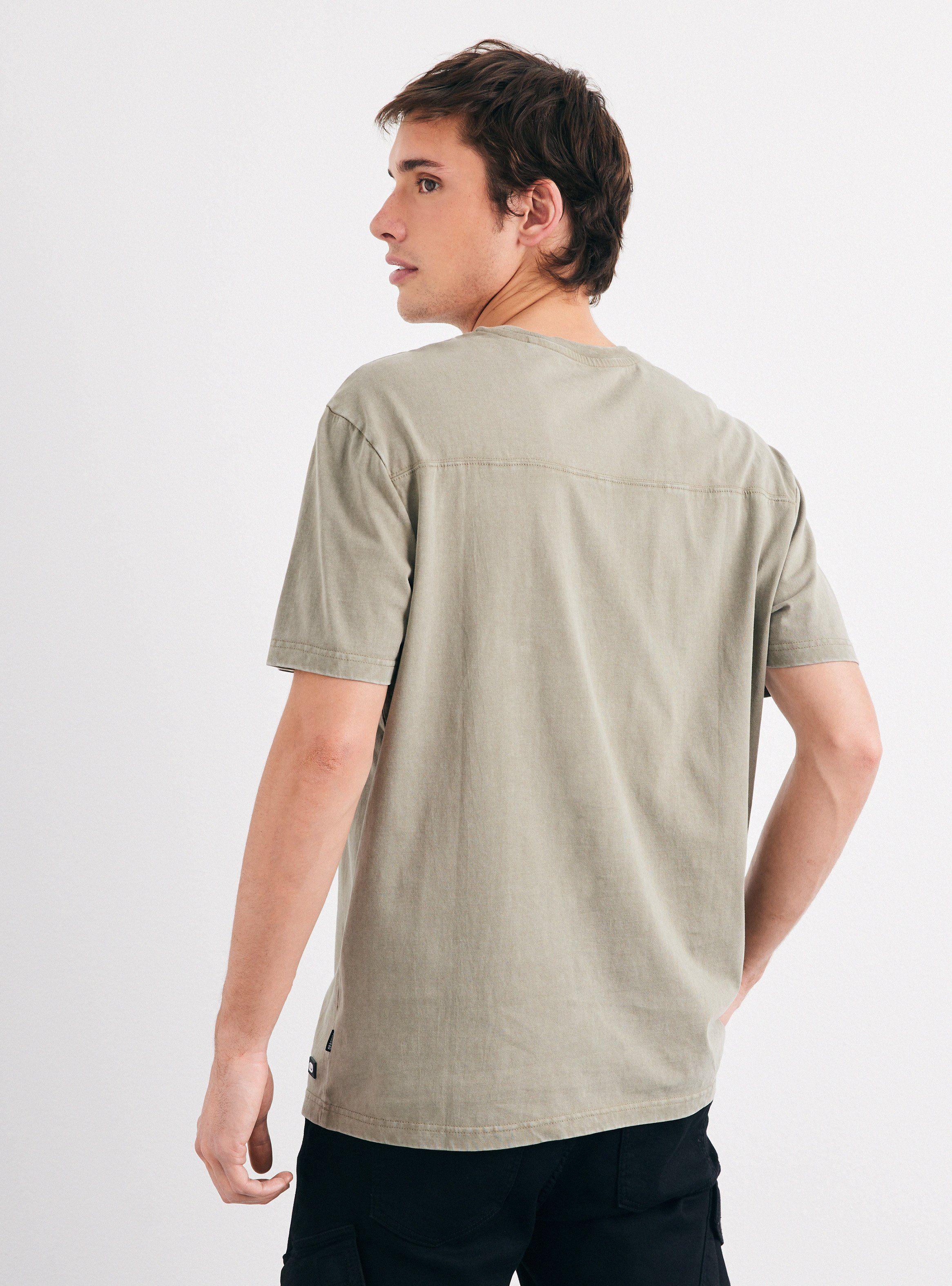 Polera Corte en Espalda-1