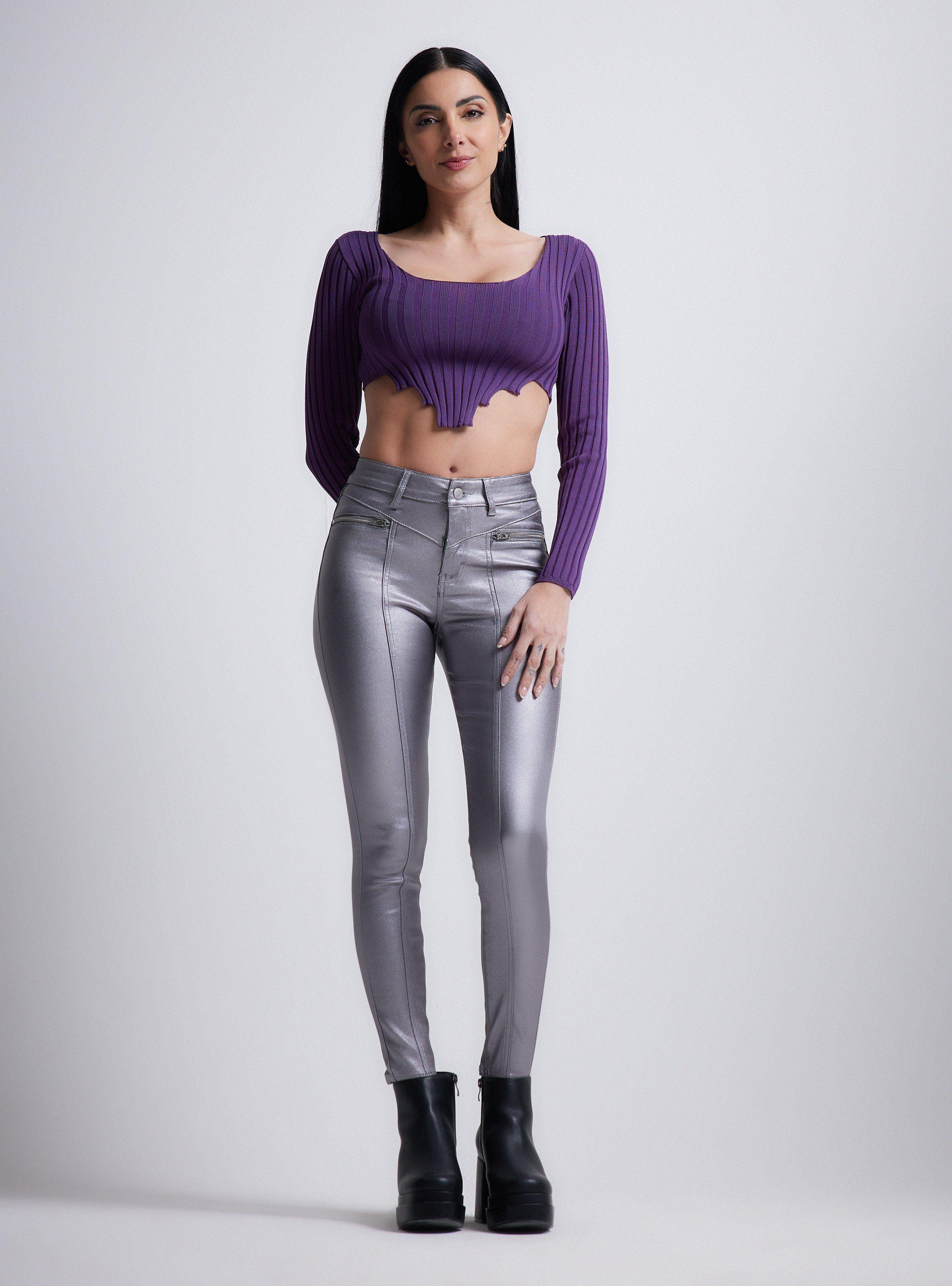 Jeans Plateado Engomado Corte Pierna Bolsillos con Cierre-4