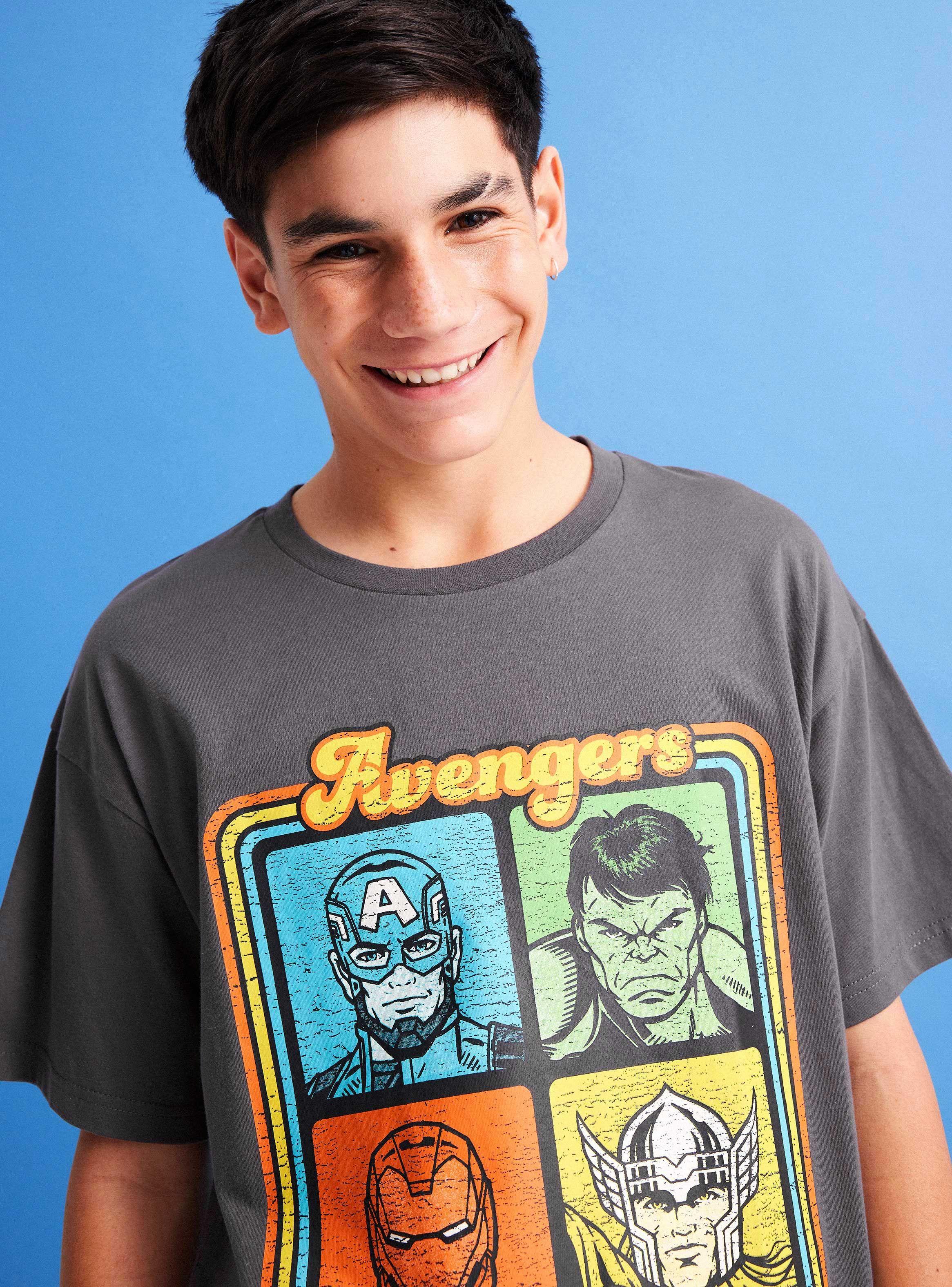 Polera Manga Corta Estampada Avengers Marvel-1