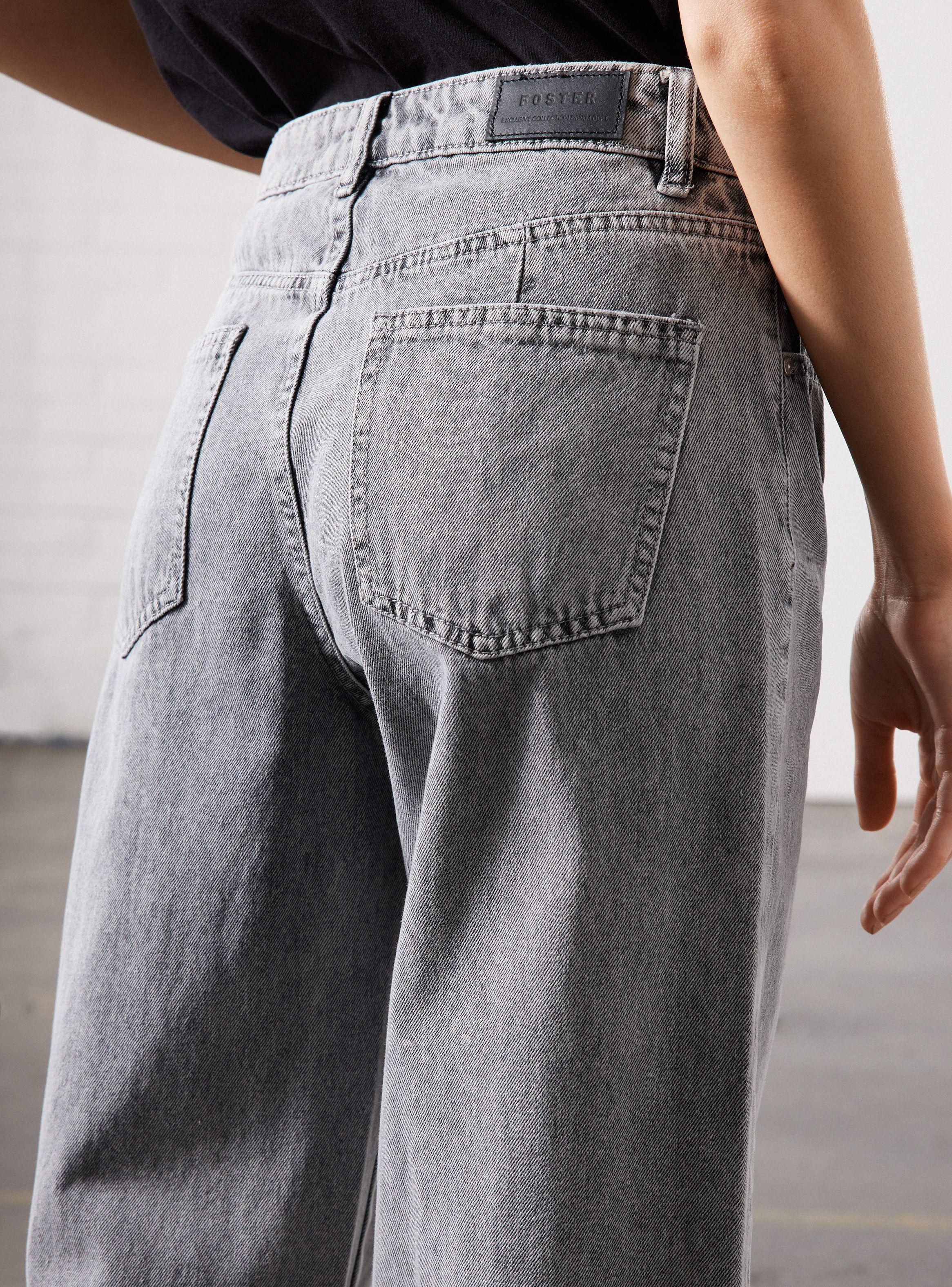 Jeans Straight Tiro Medio con Corte Delantero-3