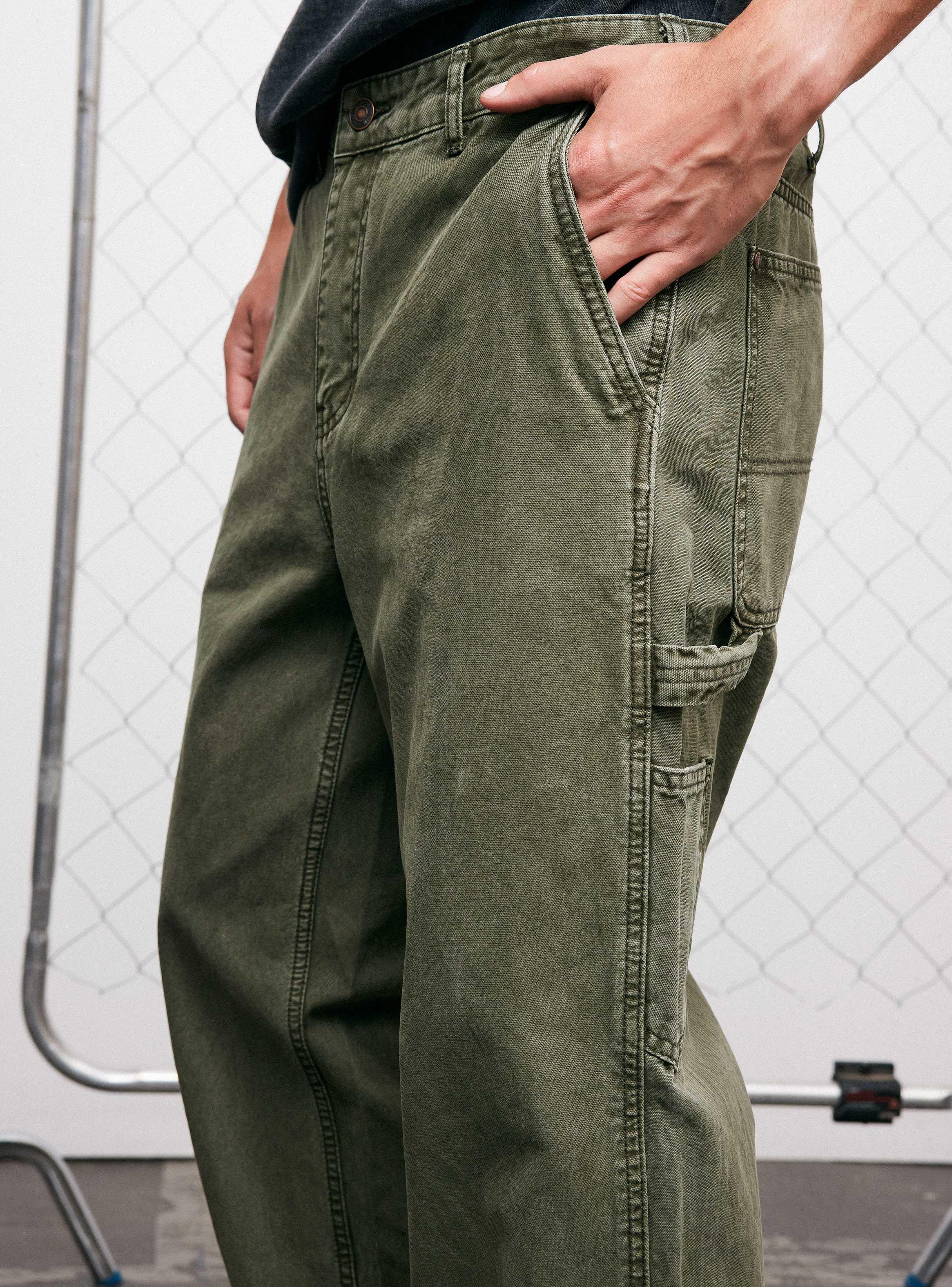 Pantalón Carpintero Bolsillo Parche-2