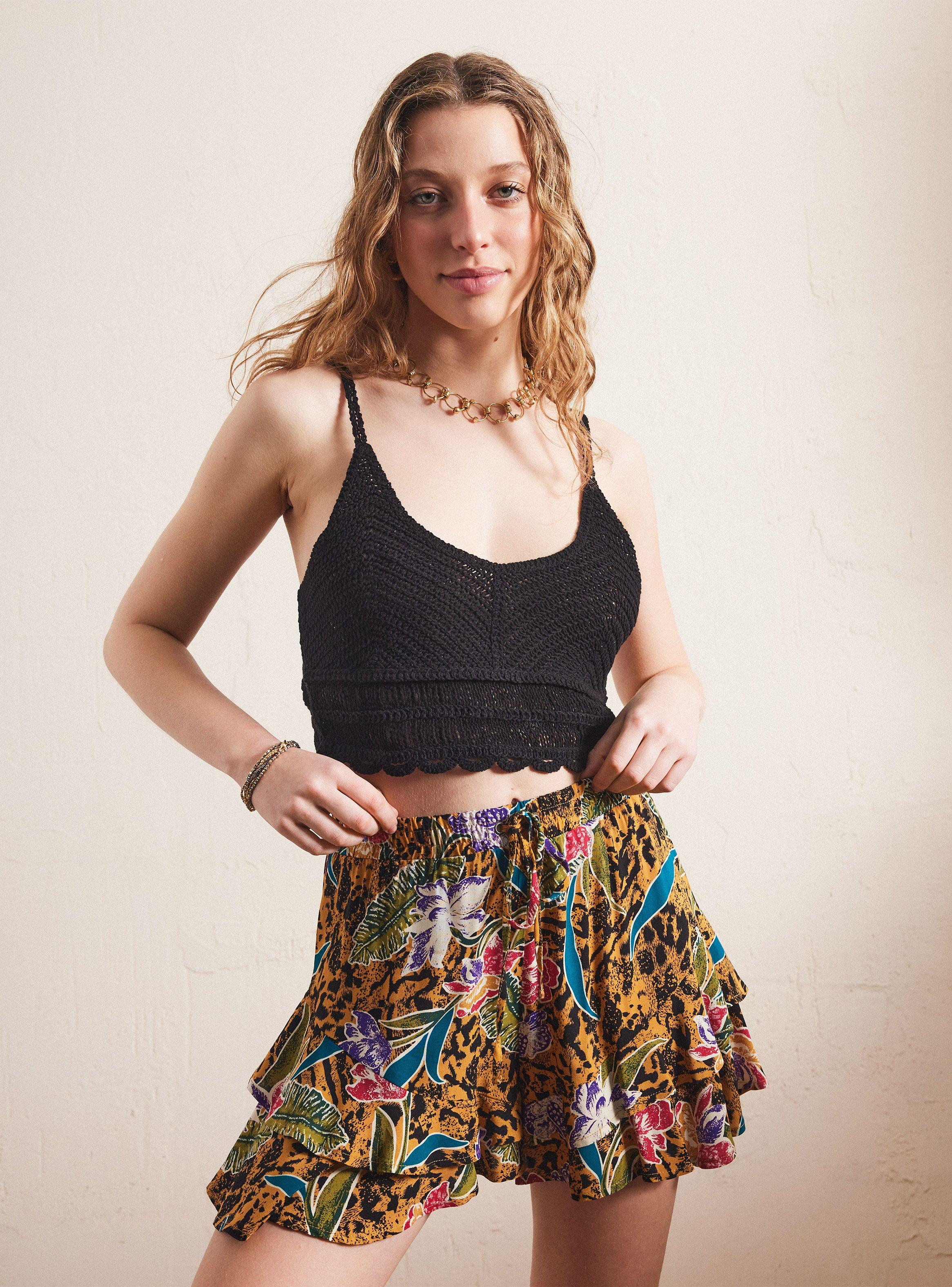 Short Estampado con Vuelos-0