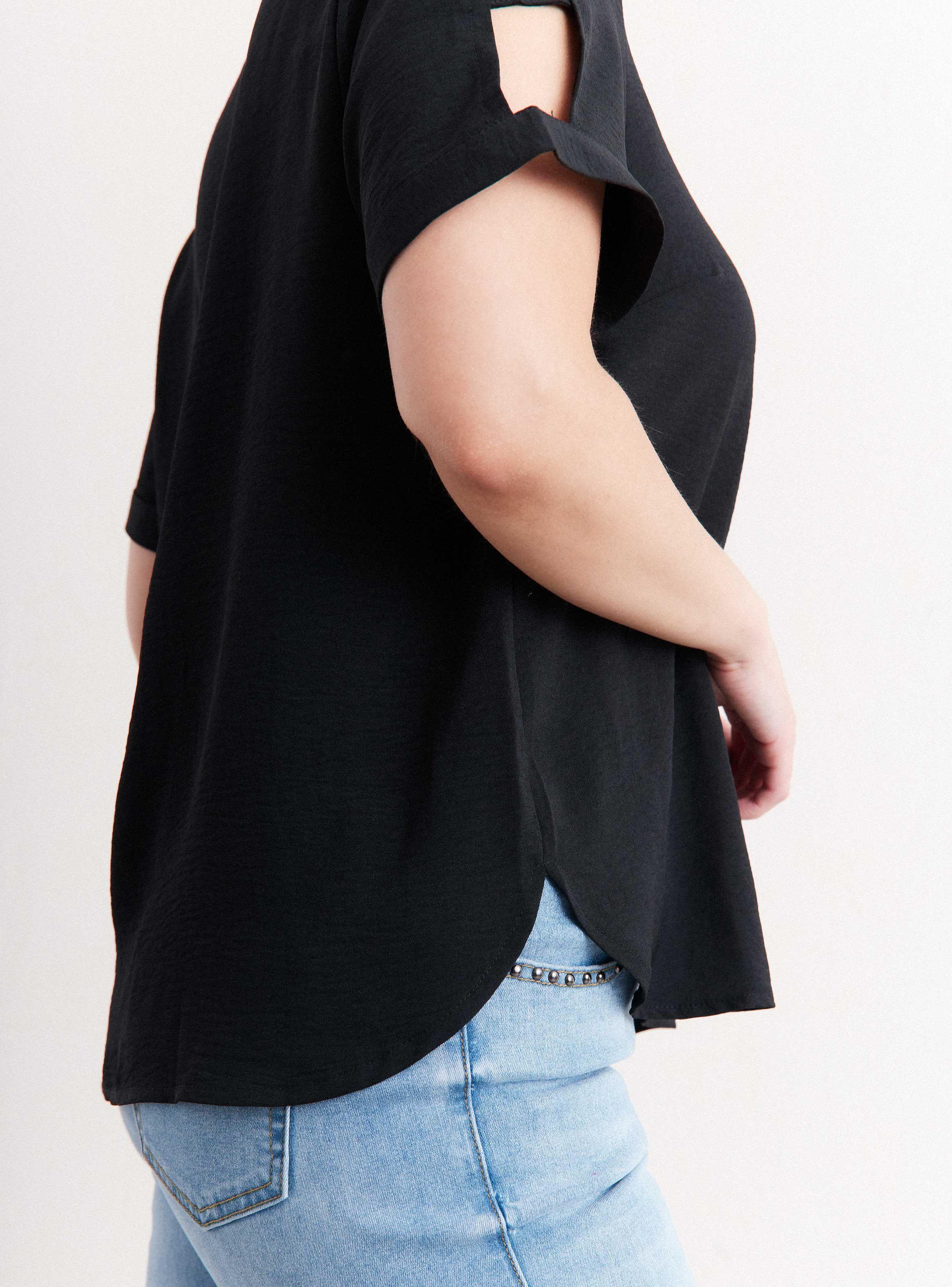 Blusa Cuello V con Tiritas en Mangas-3