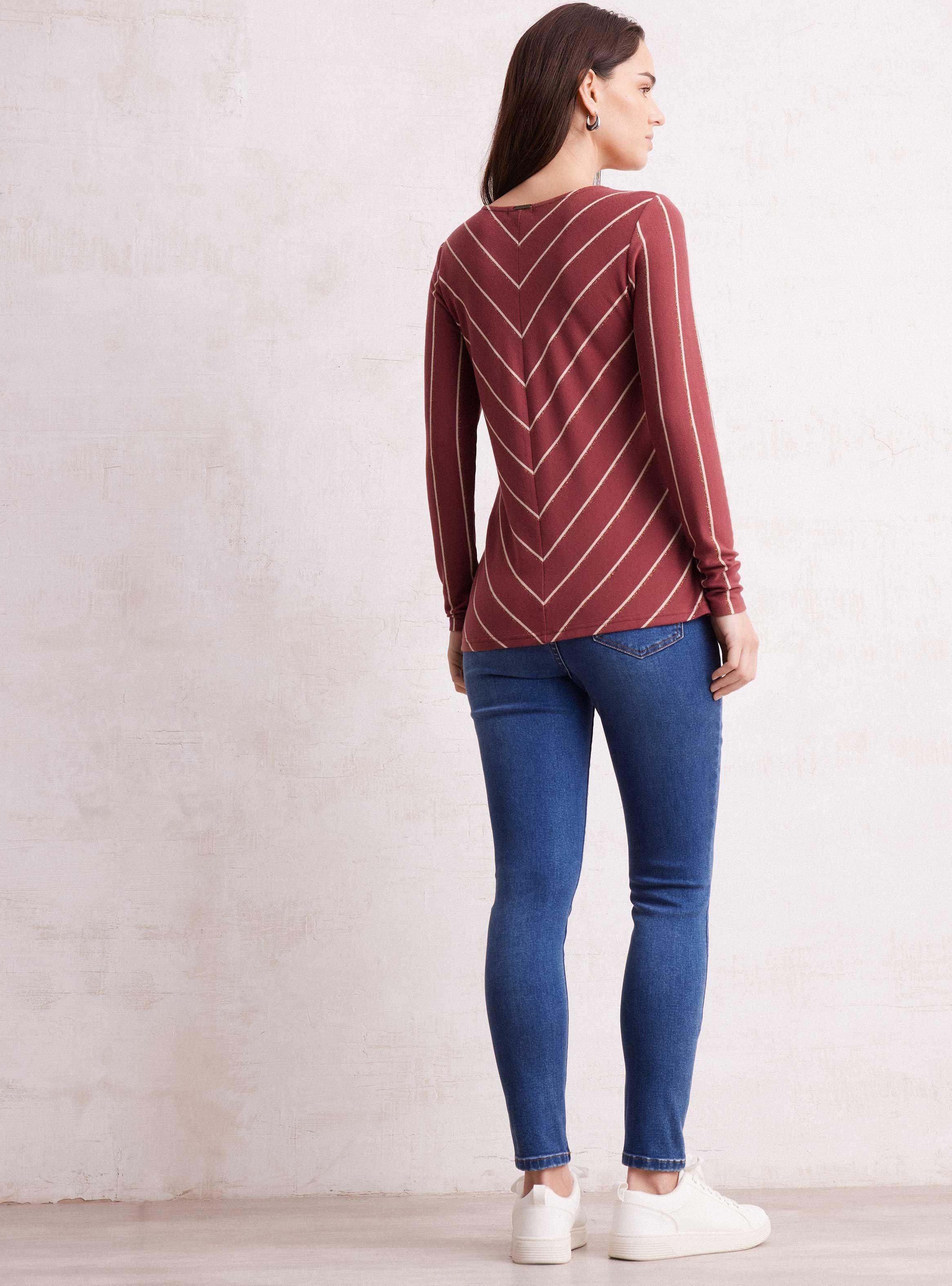 Polera Tejida con Líneas Metalizadas-5