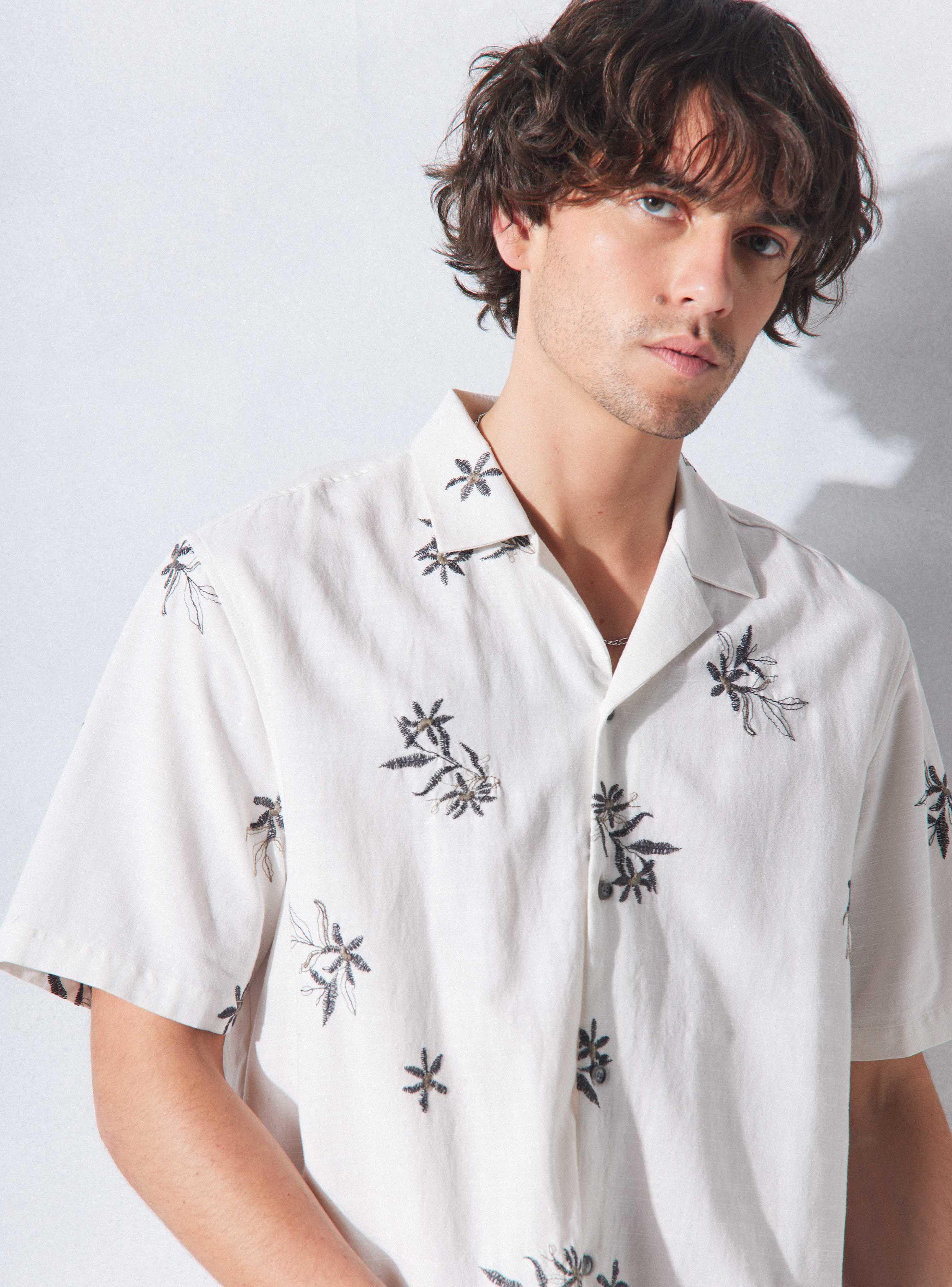 Camisa de Vestir Bordada-2