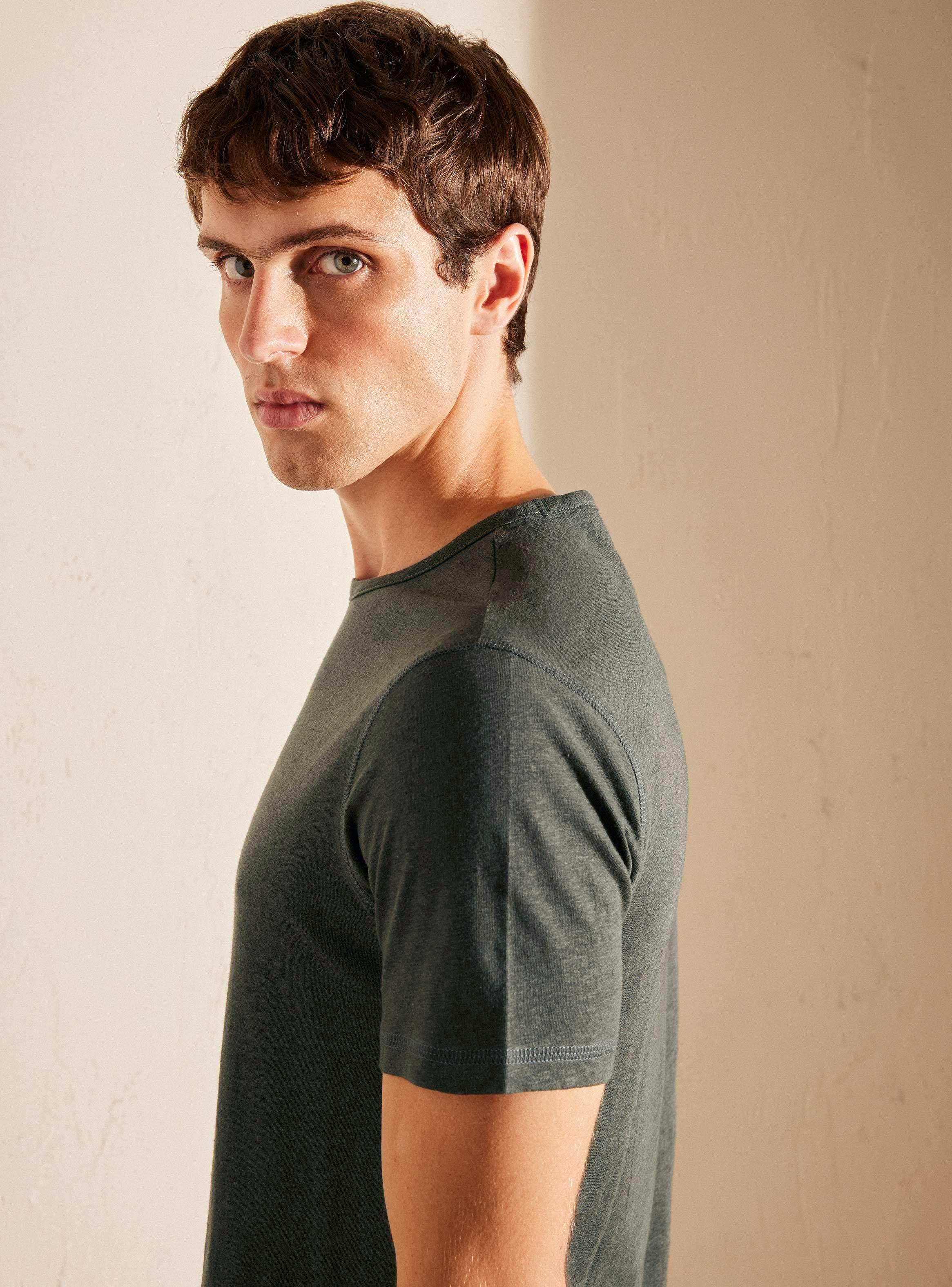 Polera Lino Slim Cuello Redondo-3