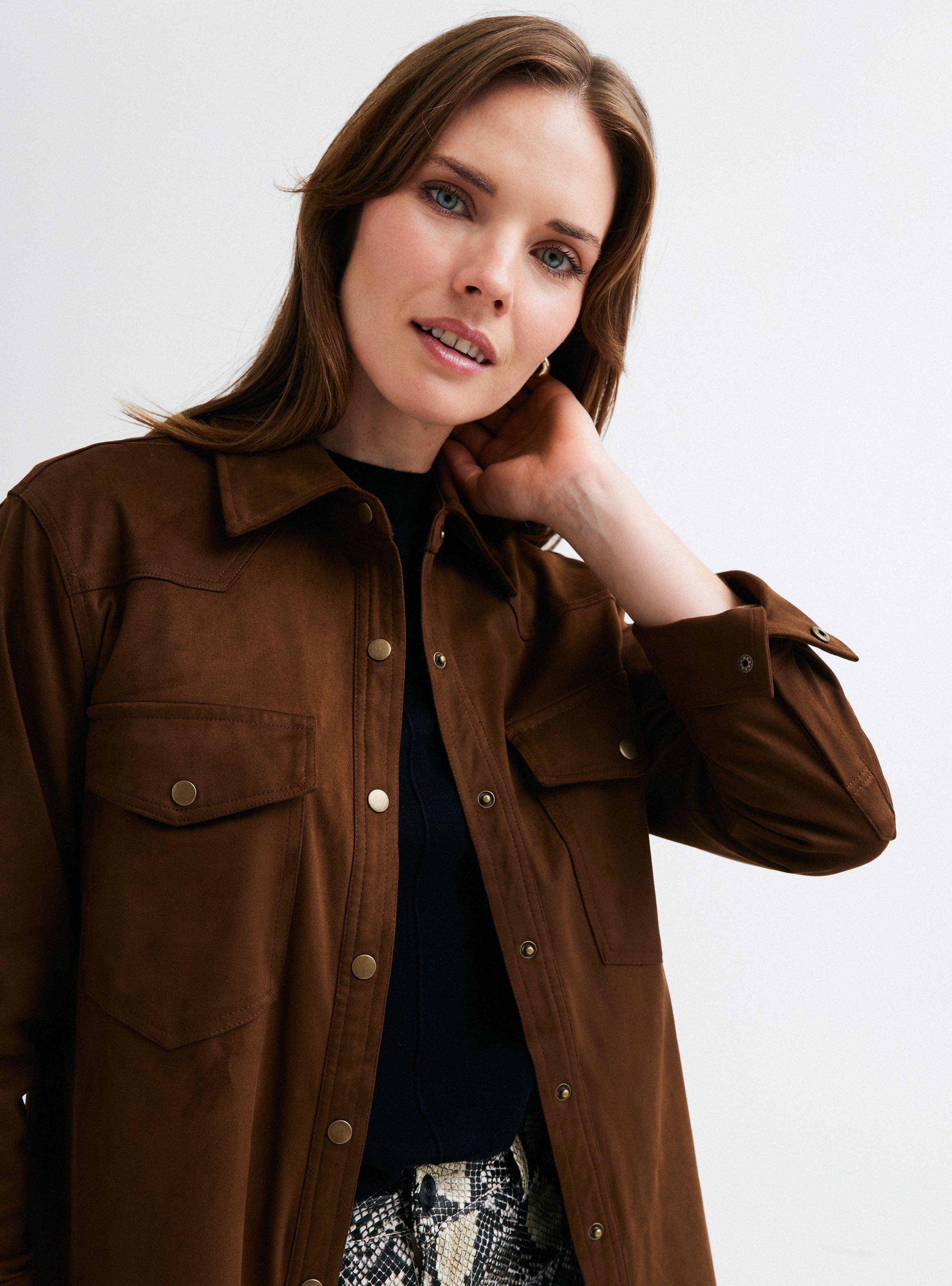 Blusa Sobrecamisa Efecto Gamuza con Broches Metálicos-2