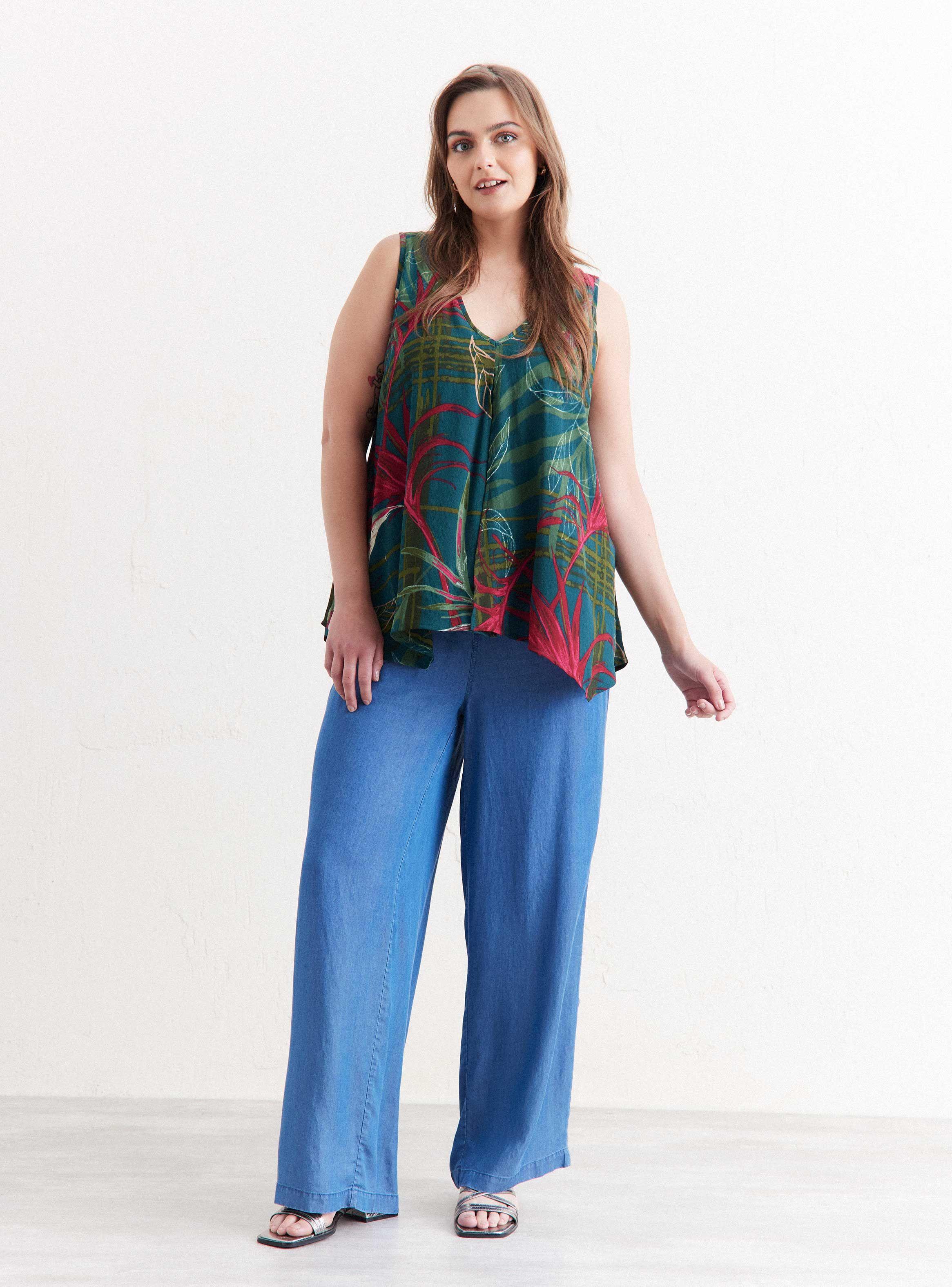Blusa Doble Capa con Abertura al Centro-4