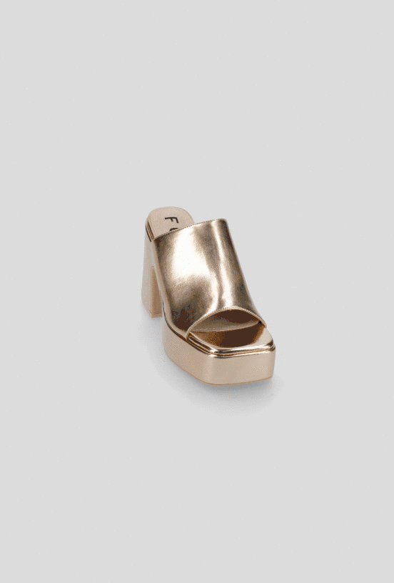 Sandalia de Taco Alto Slip On Textura Croco Mujer-4